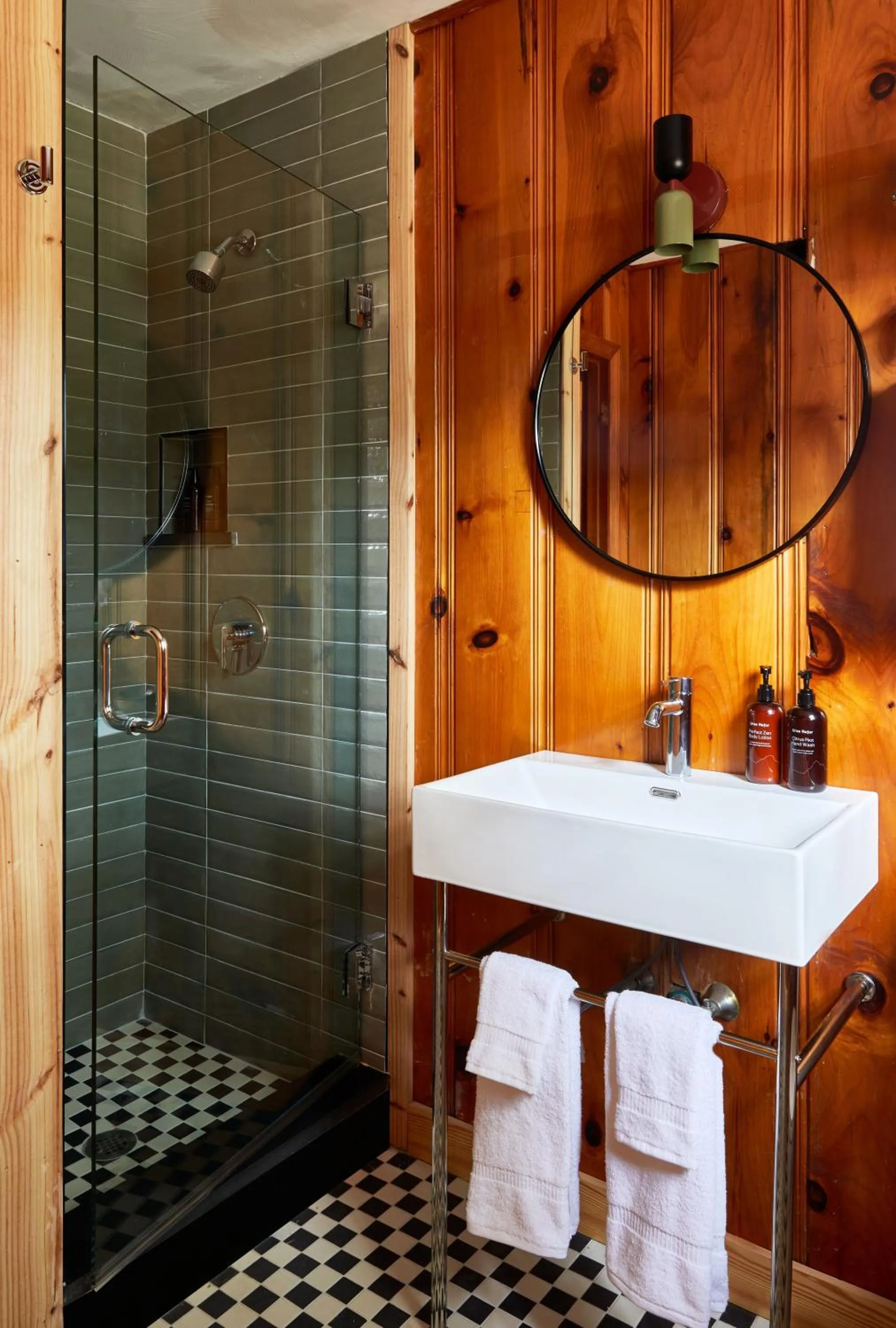 Bathroom in Bluebird Dennisport