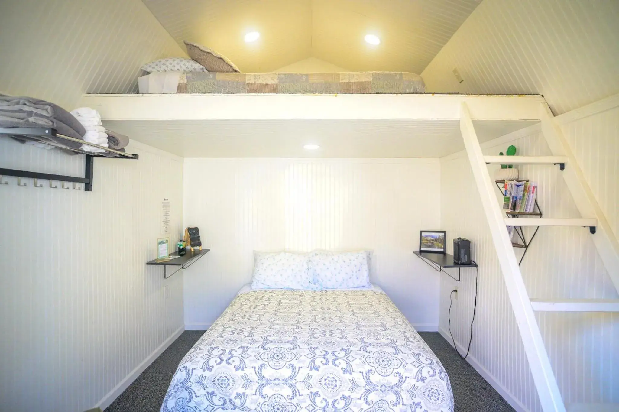 Family Studio in Genas's Sierra Inn & Restaurant Family Studio in Genas's Sierra Inn & Restaurant