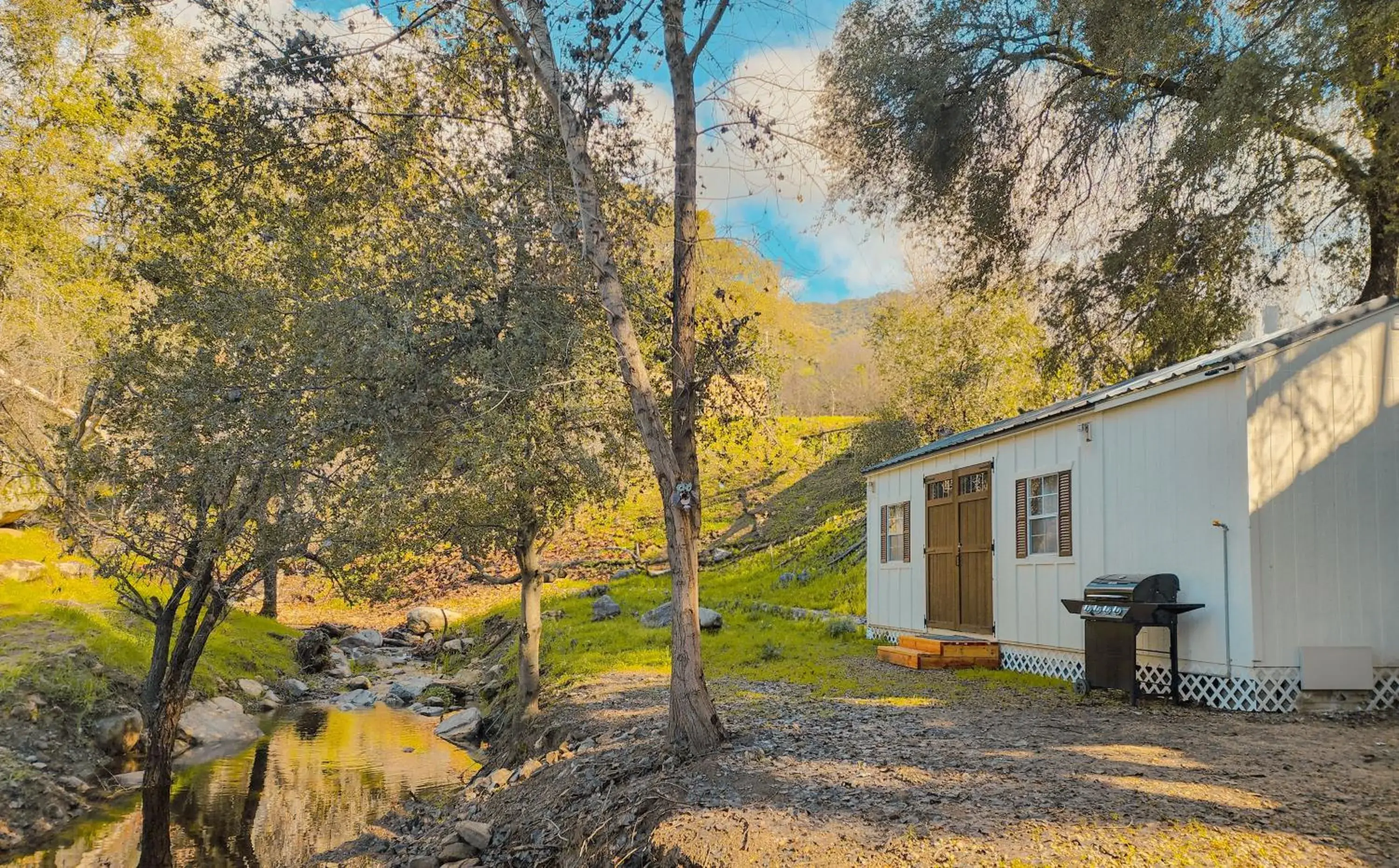 Chalet in Genas's Sierra Inn & Restaurant Chalet in Genas's Sierra Inn & Restaurant