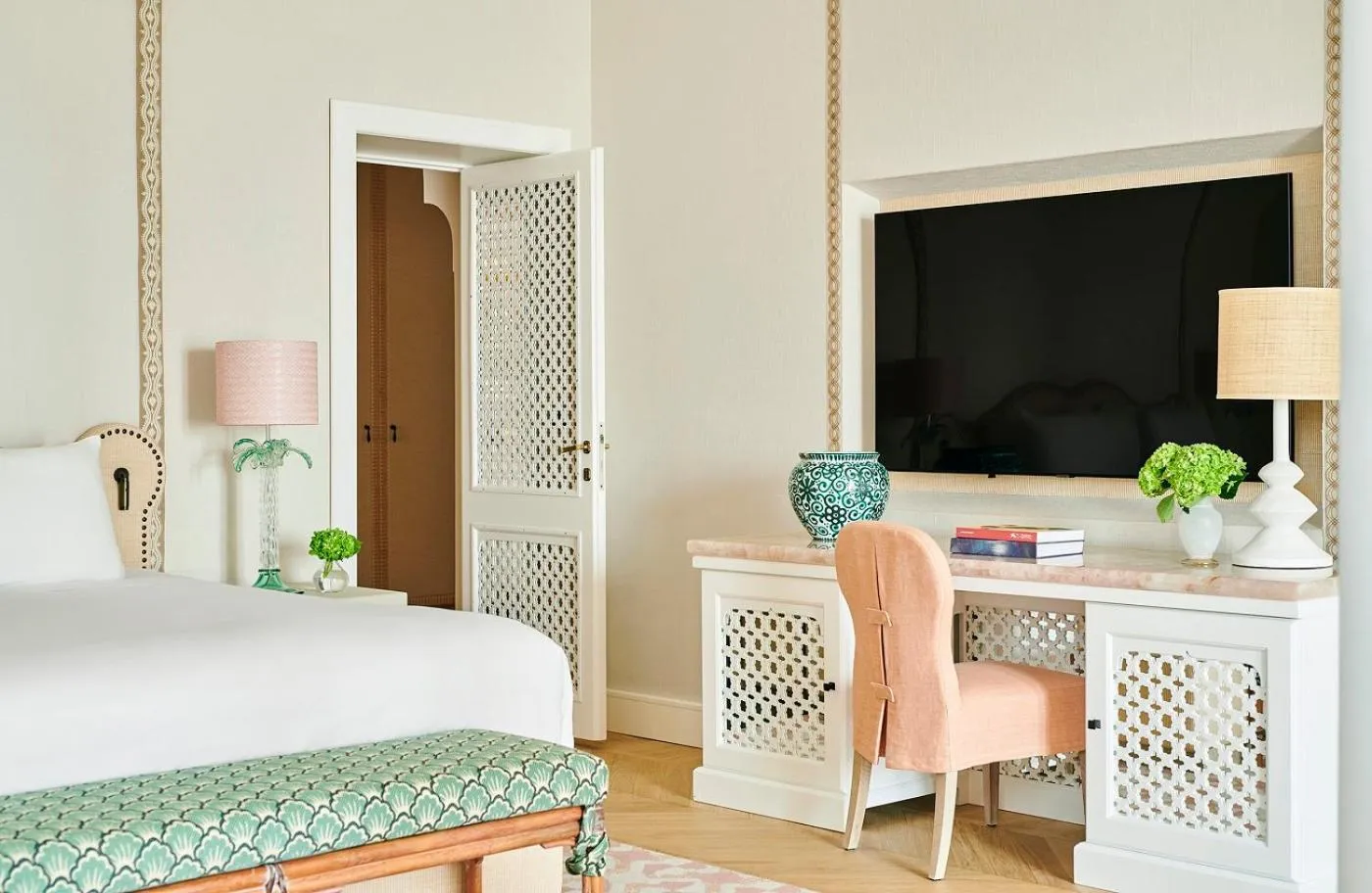 Bed in Hotel Excelsior Venice