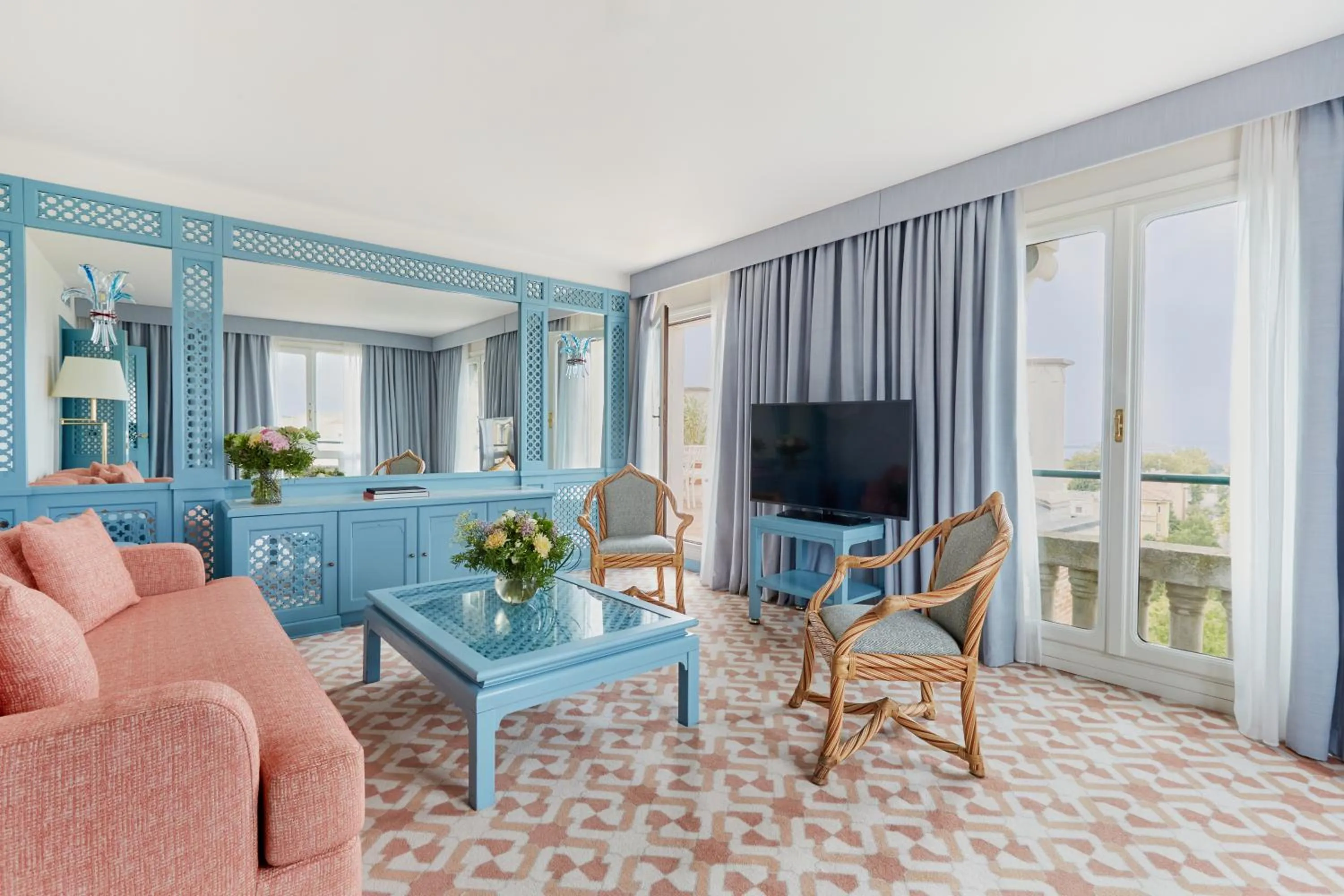 Seating area in Hotel Excelsior Venice