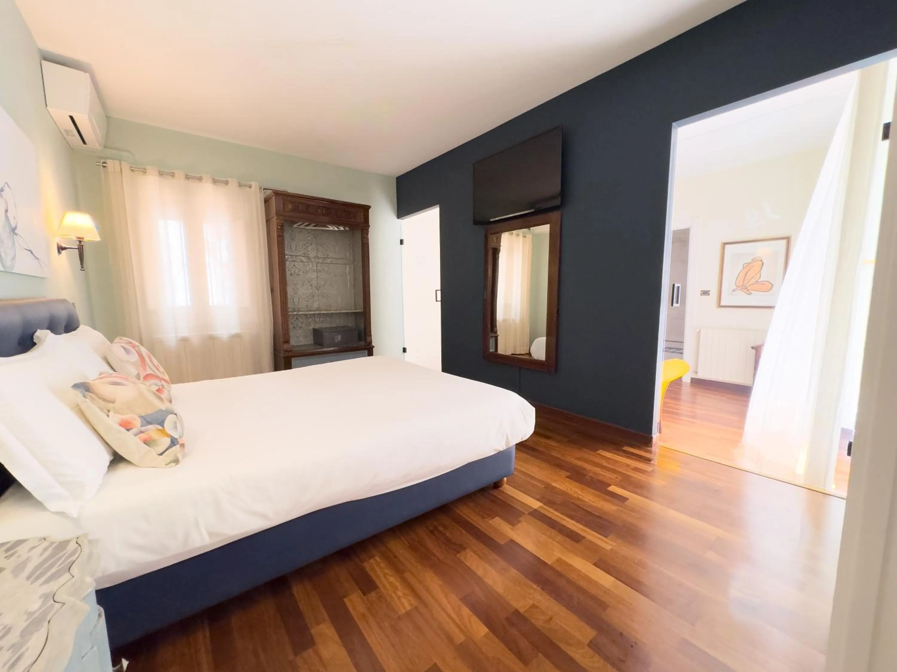 Bedroom, Bed in Boutique B&B Vintage