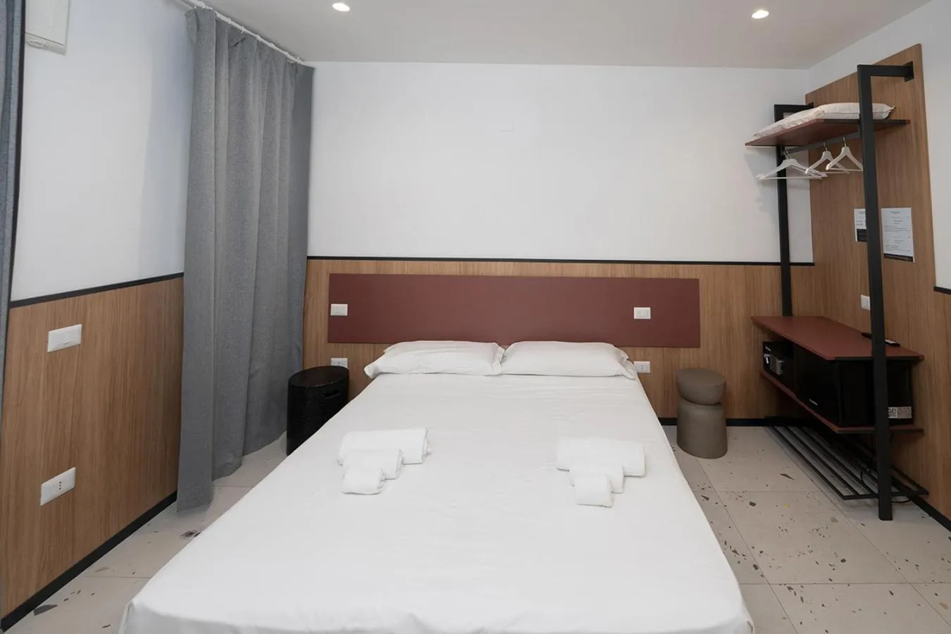 Bed in Mia Suites Hotel Bella Capri