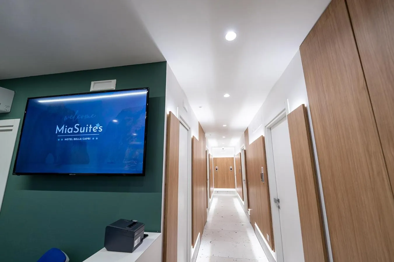 Lobby or reception in Mia Suites Hotel Bella Capri