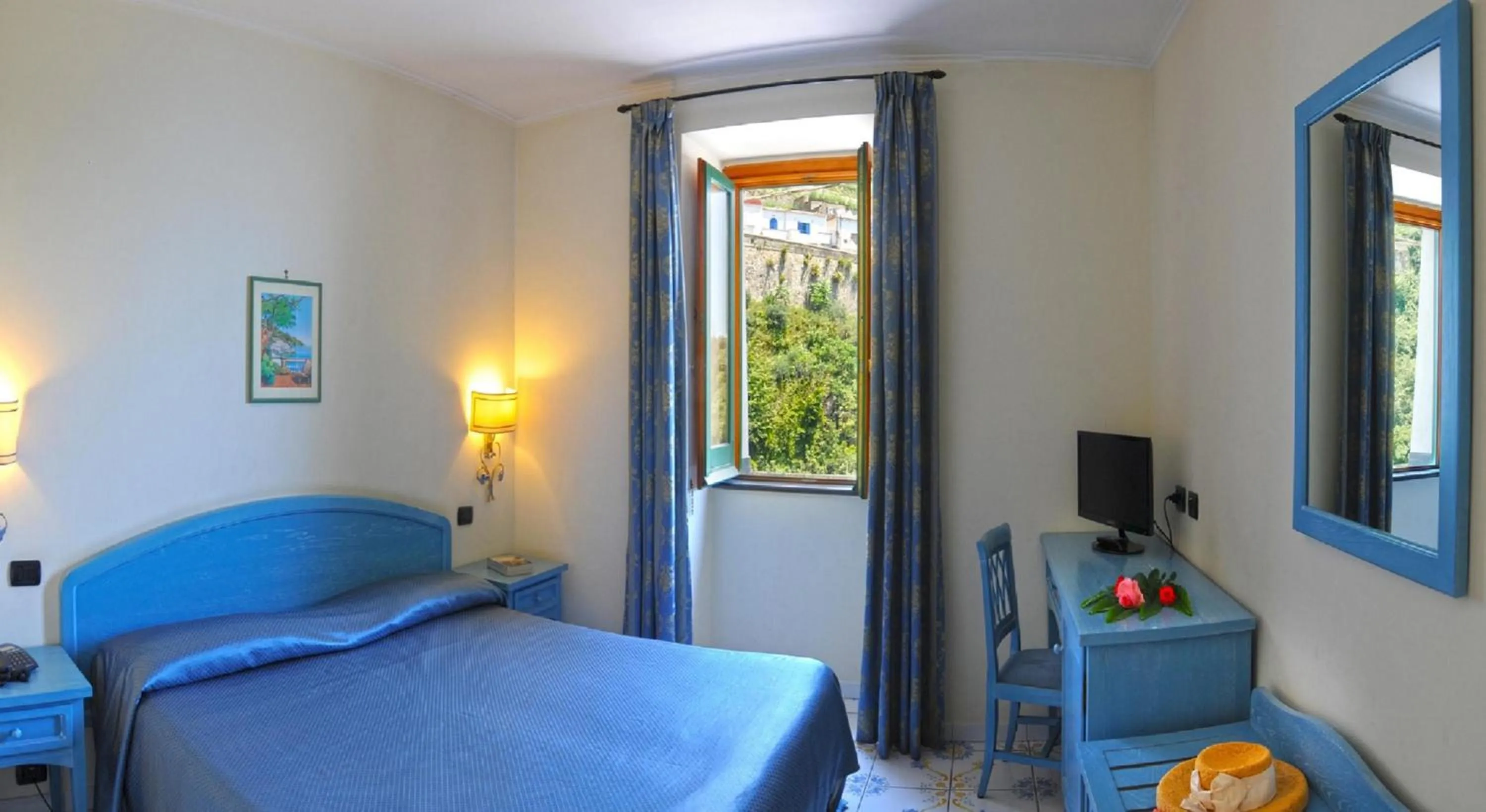 Bedroom, Bed in Hotel La Pergola