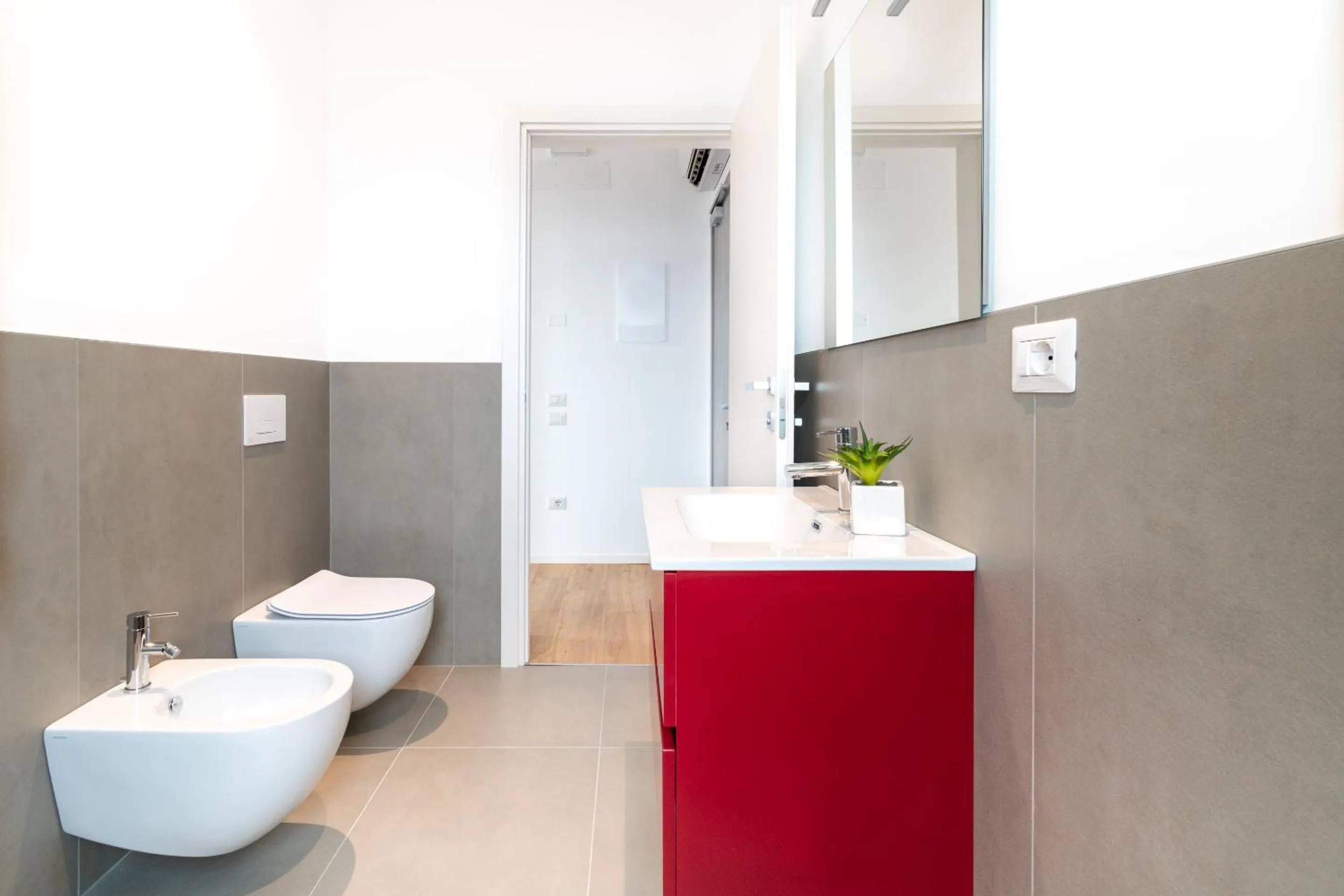 Bathroom in Superior Beach Aparthotel