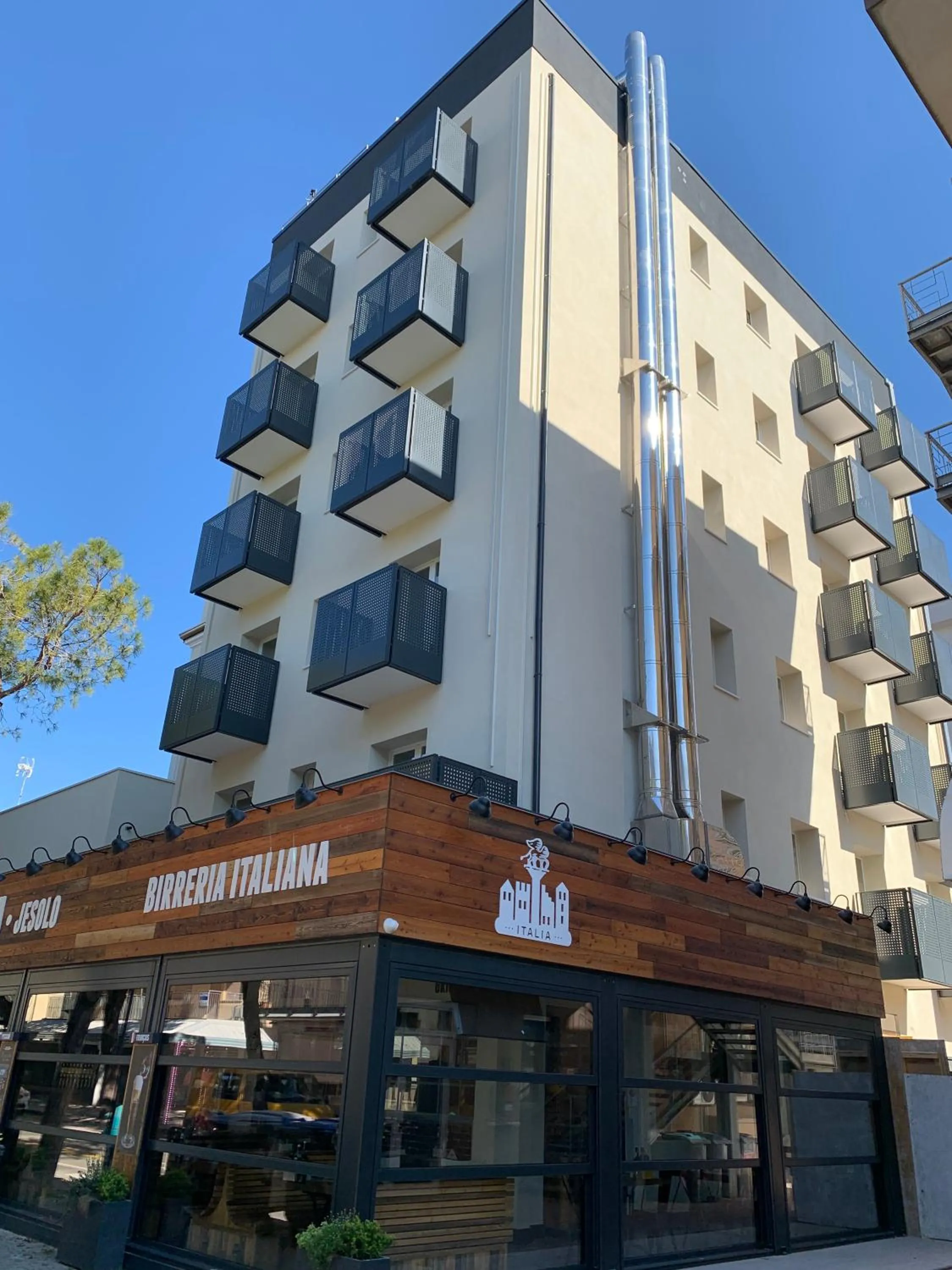 Property building in Superior Beach Aparthotel