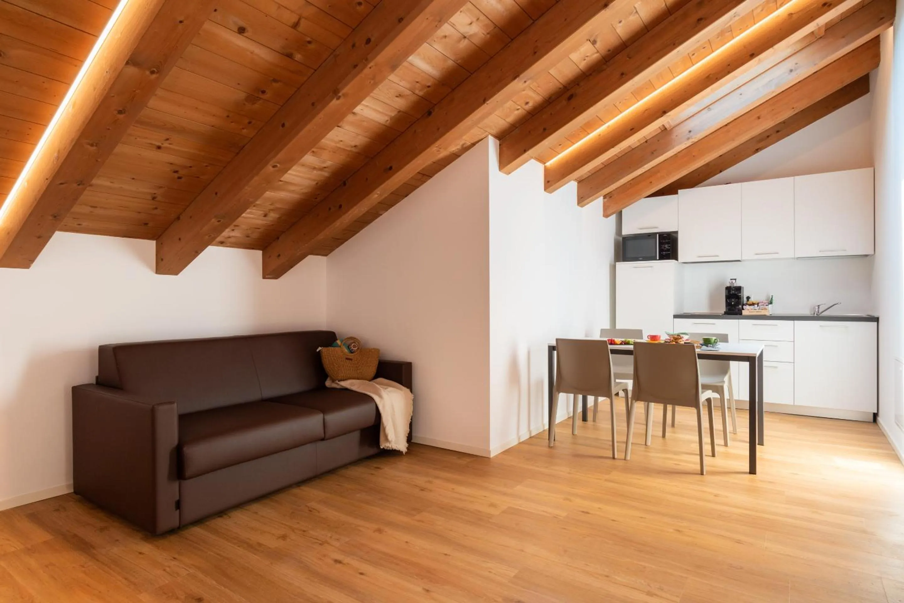 Kitchen or kitchenette in Superior Beach Aparthotel