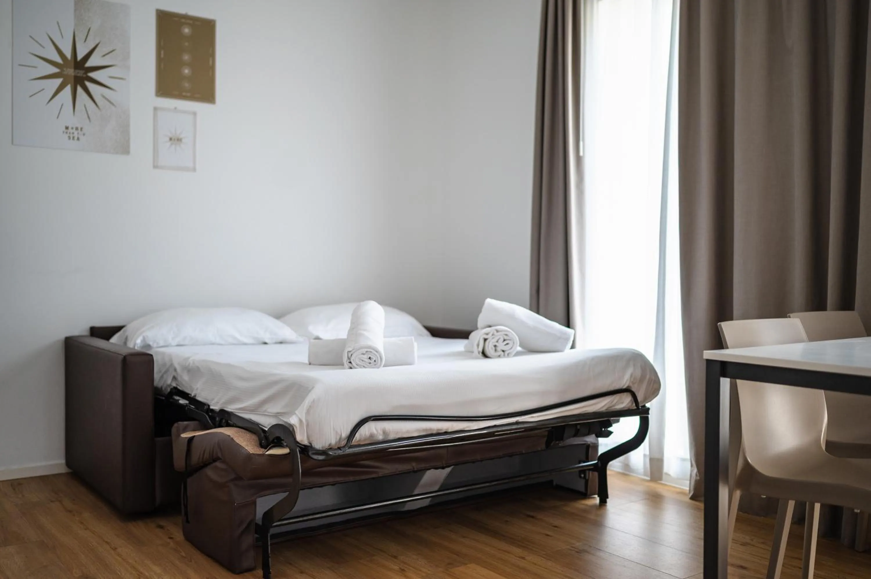 Photo of the whole room, Bed in Superior Beach Aparthotel