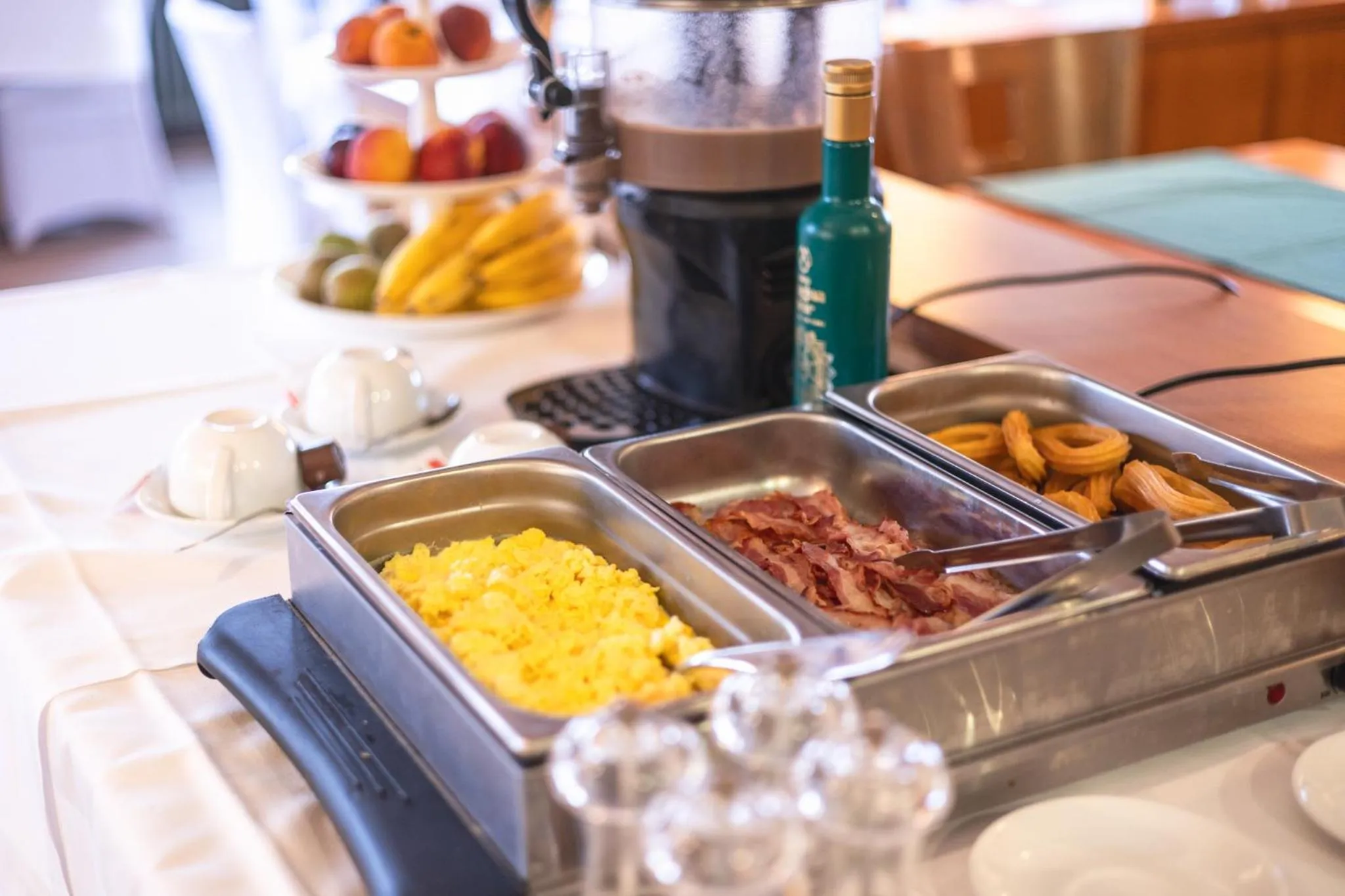 Buffet breakfast in Hotel Rheingerbe