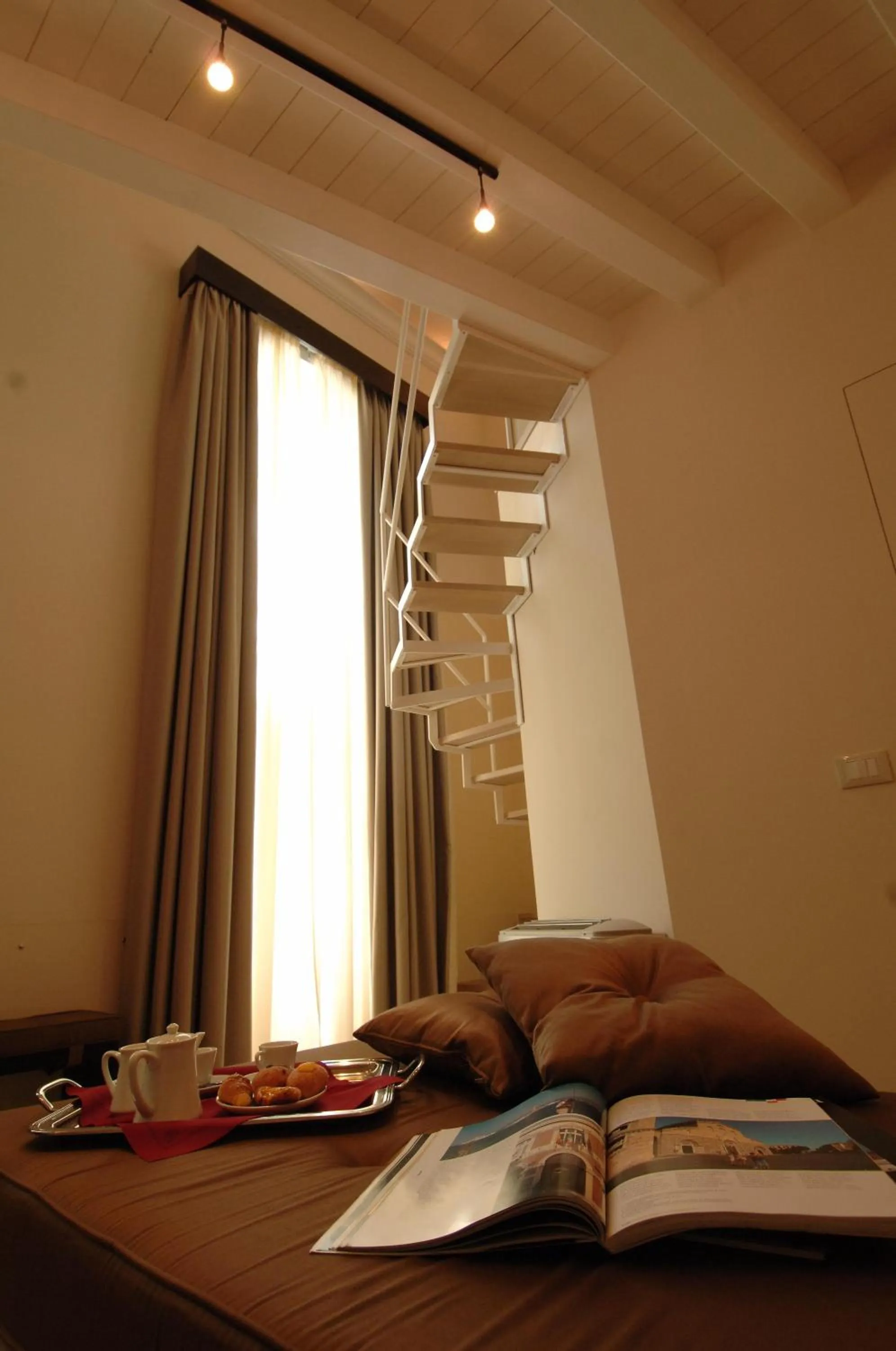 Bed in Ucciardhome Hotel