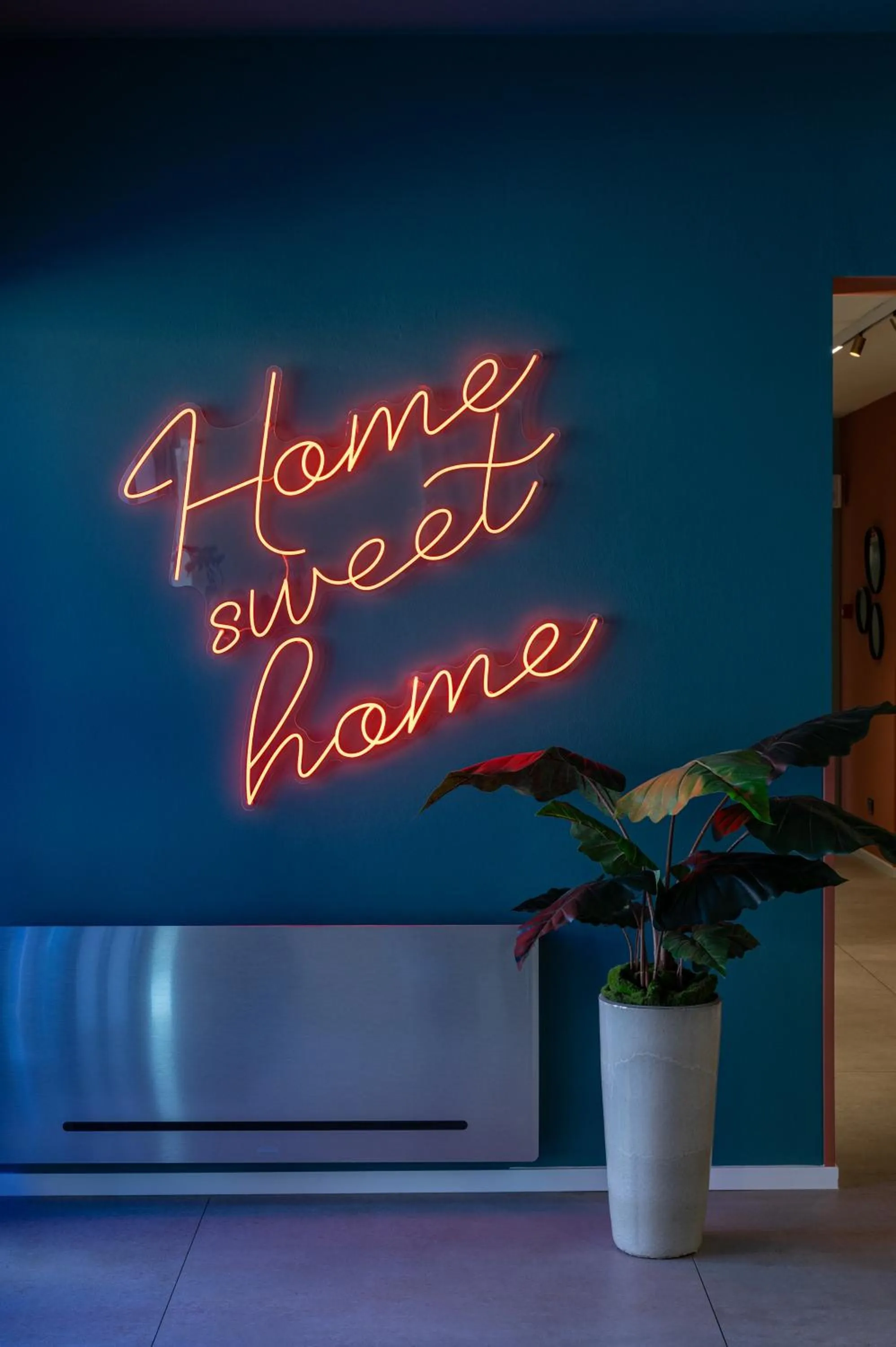 Lobby or reception in Bleis Hotel