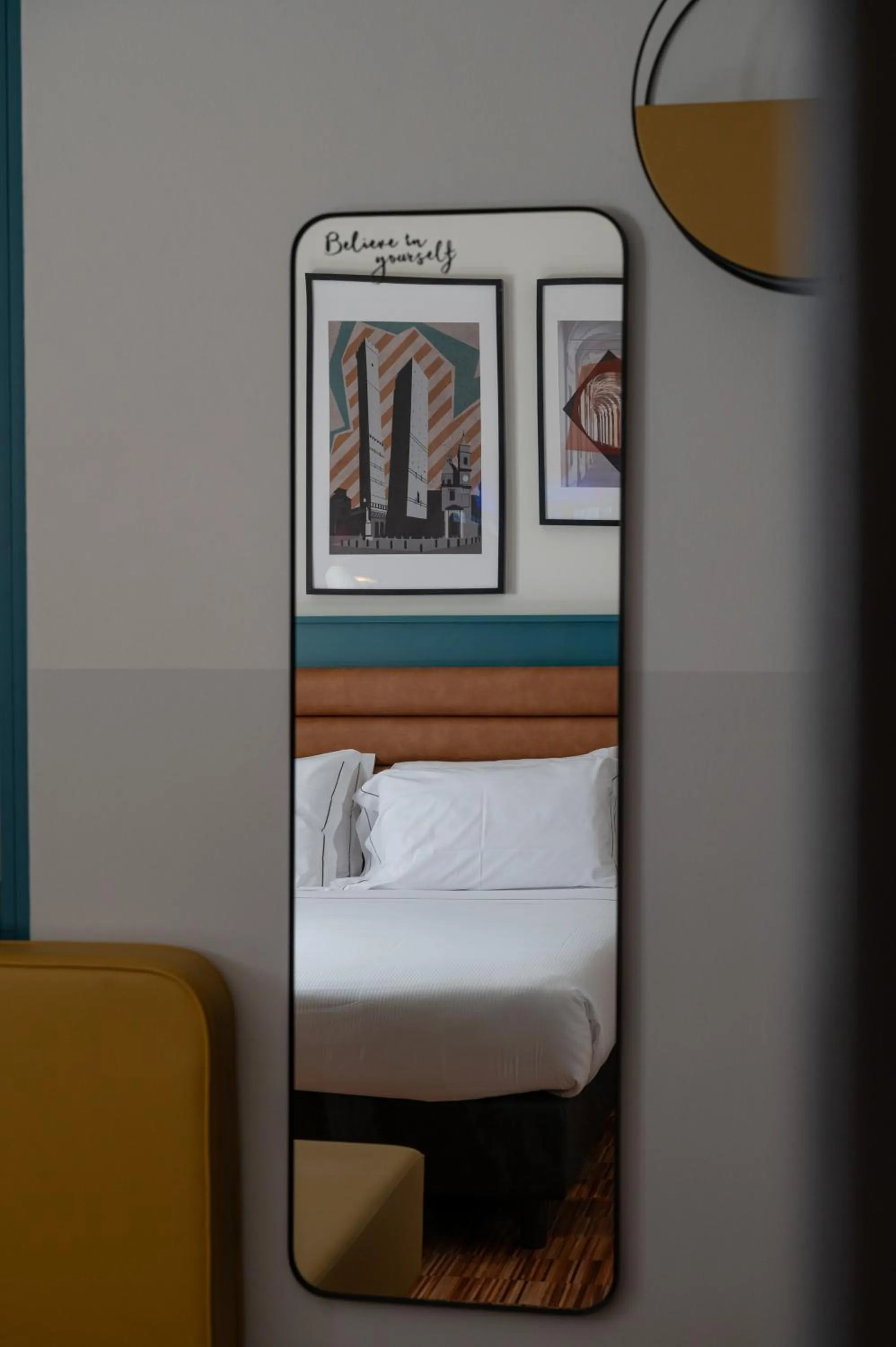 Bedroom, Bed in Bleis Hotel