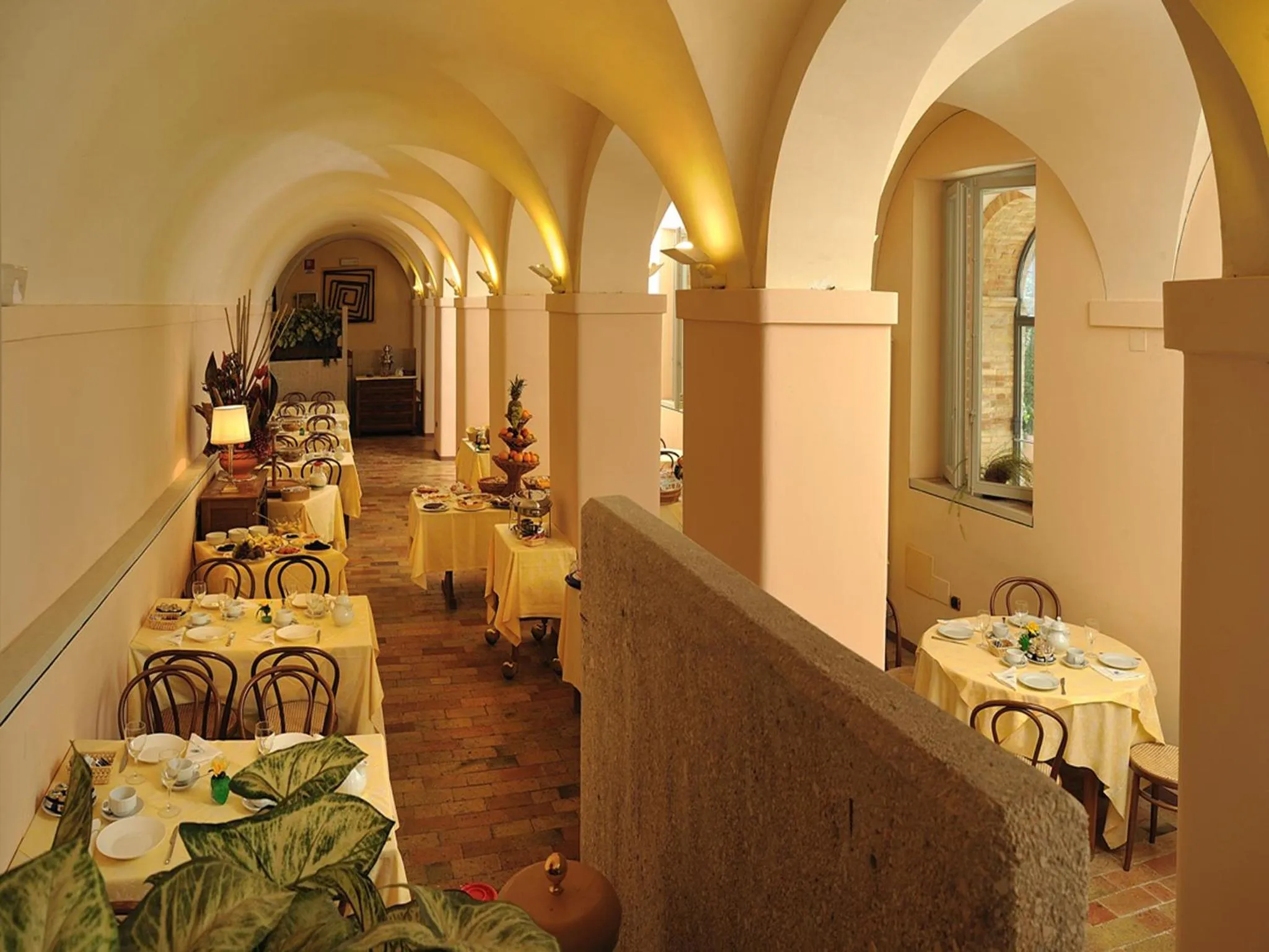 Restaurant/places to eat in Albergo San Domenico