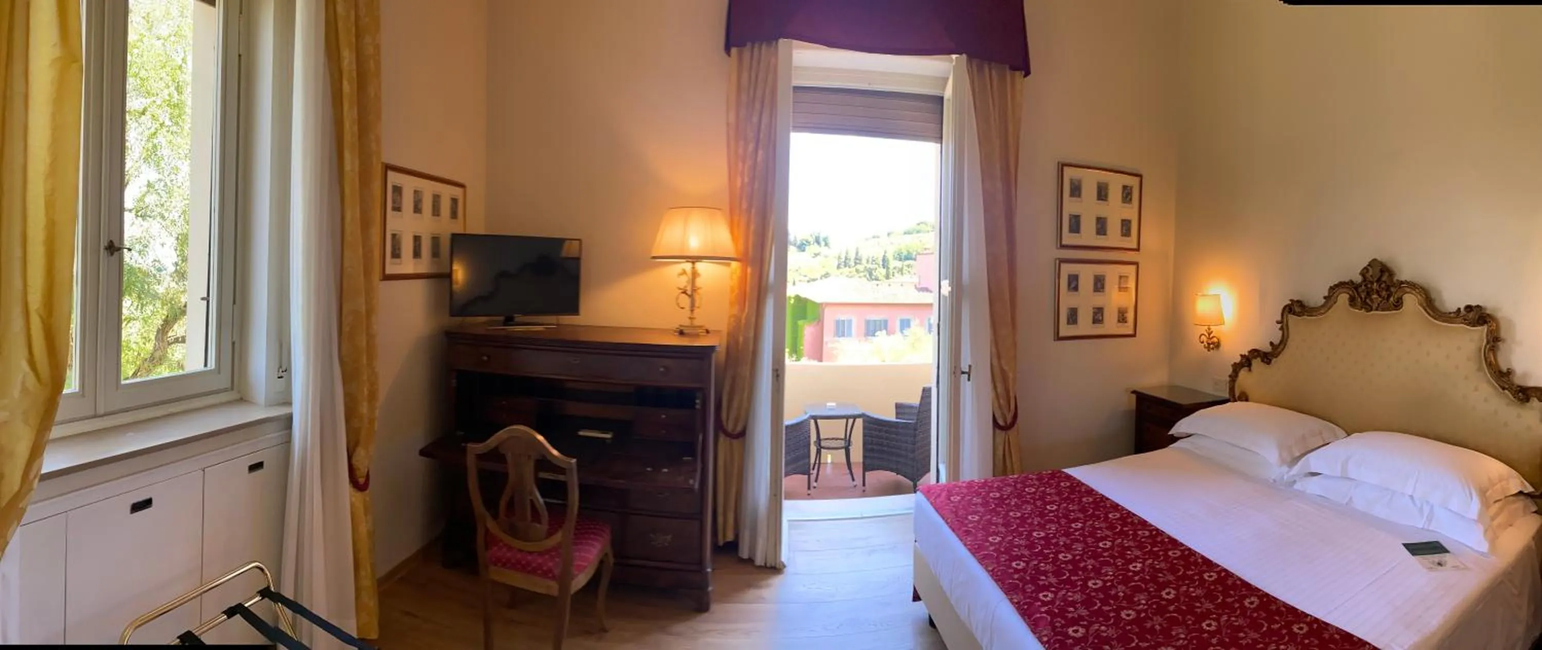 Photo of the whole room, Bed in Park Palace Hotel