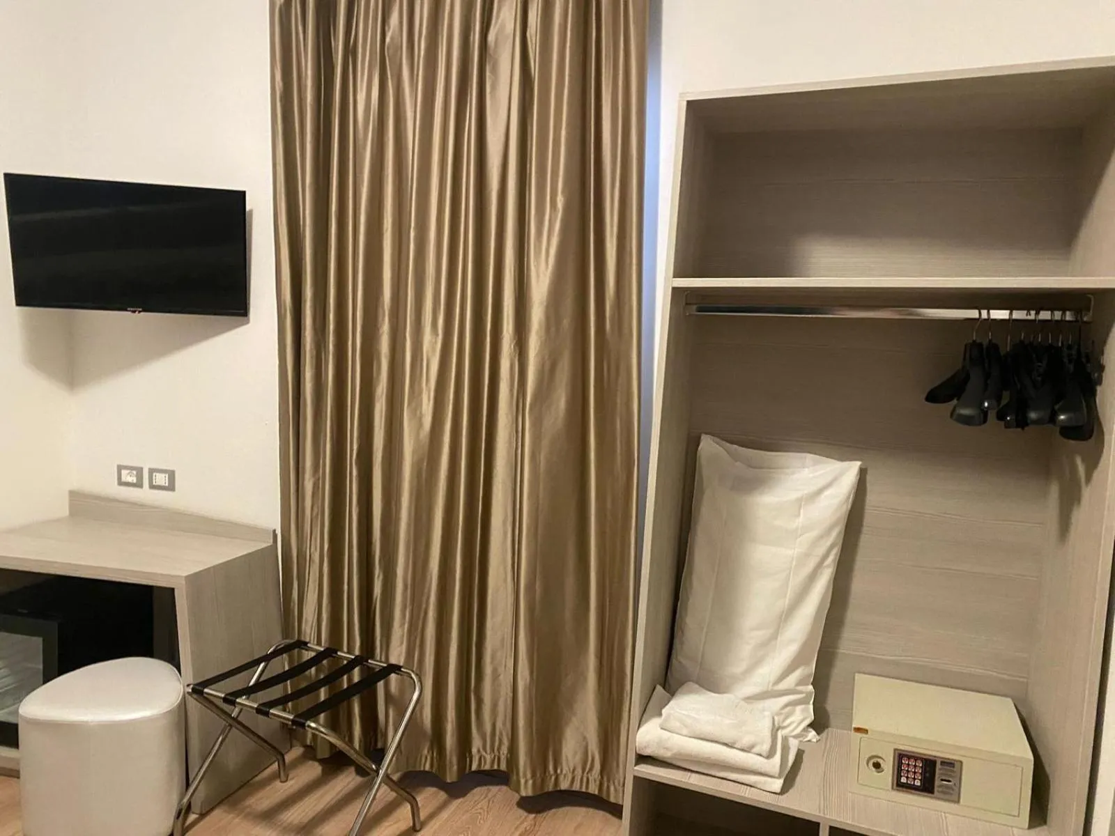 wardrobe in Hotel Giardinetto Al Sant'Orsola