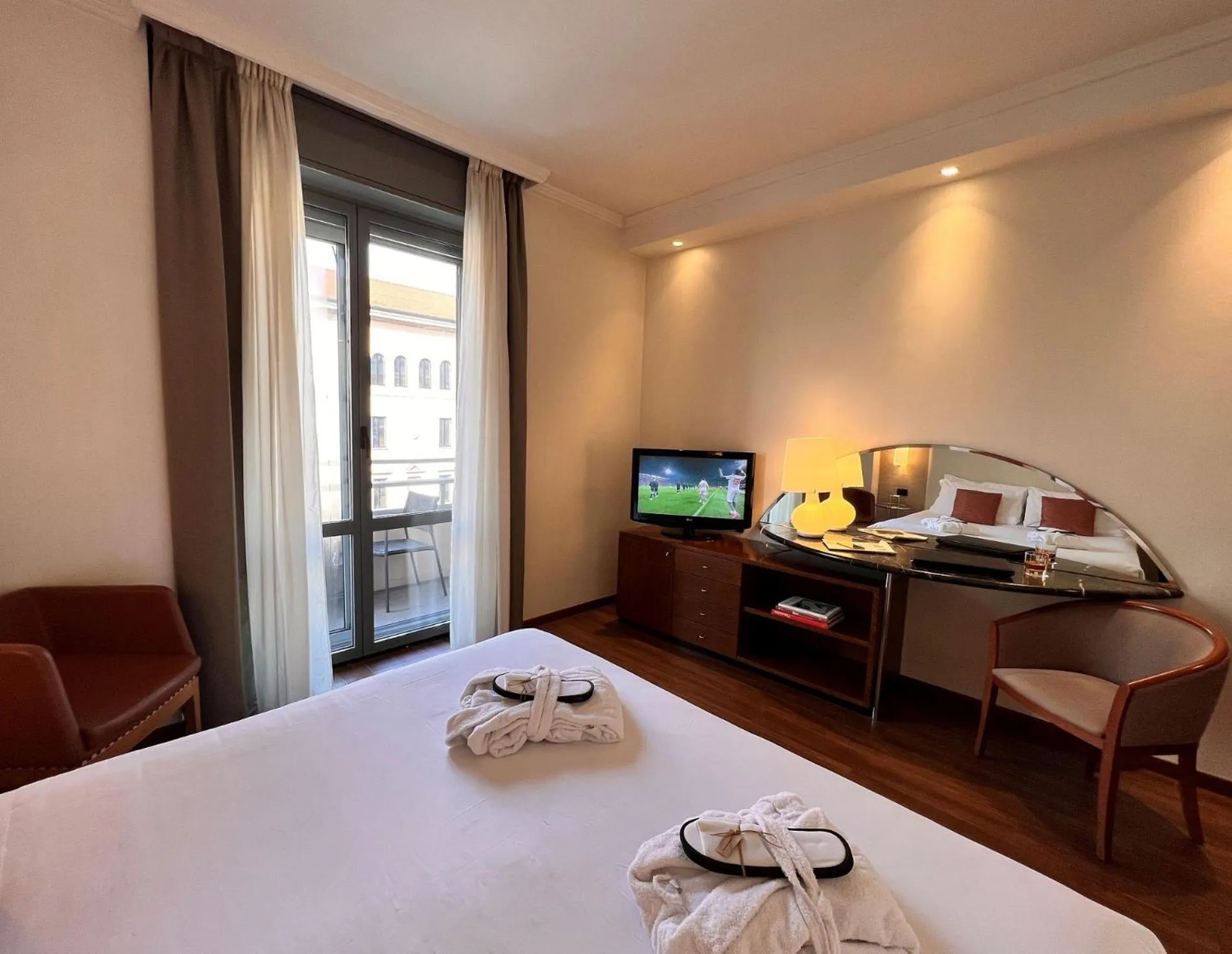 TV and multimedia, Bed in Best Western Hotel City