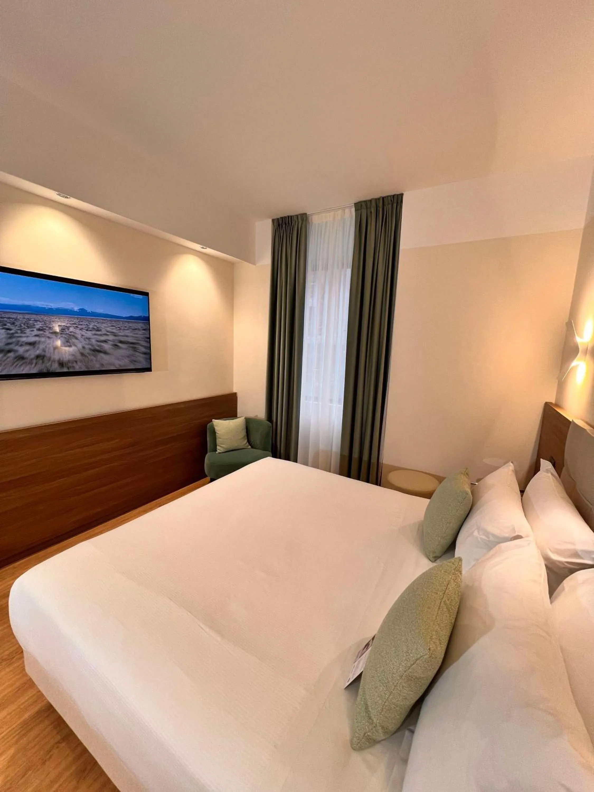 Bedroom, Bed in Best Western Hotel City