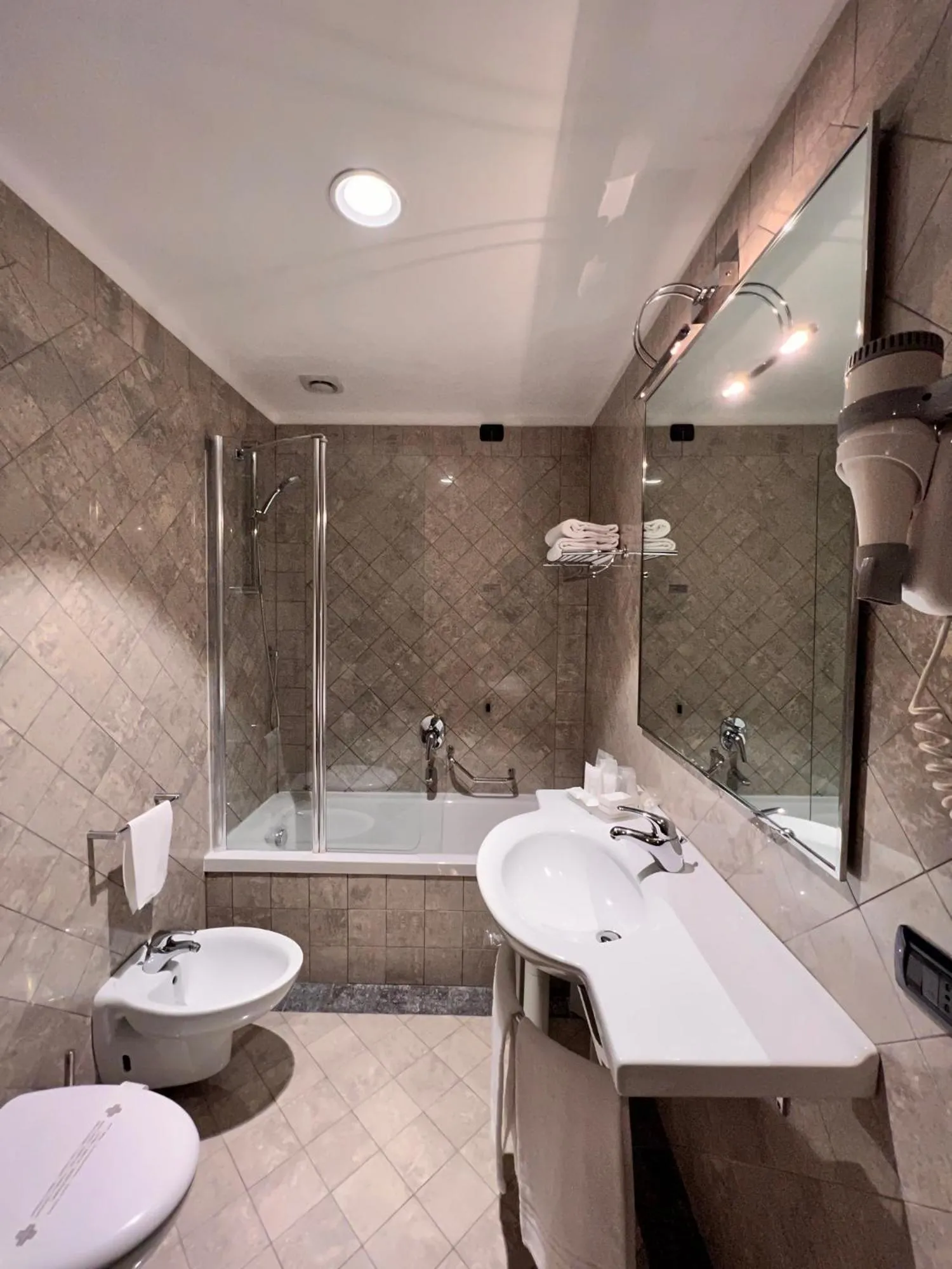 Bathroom in Best Western Hotel City