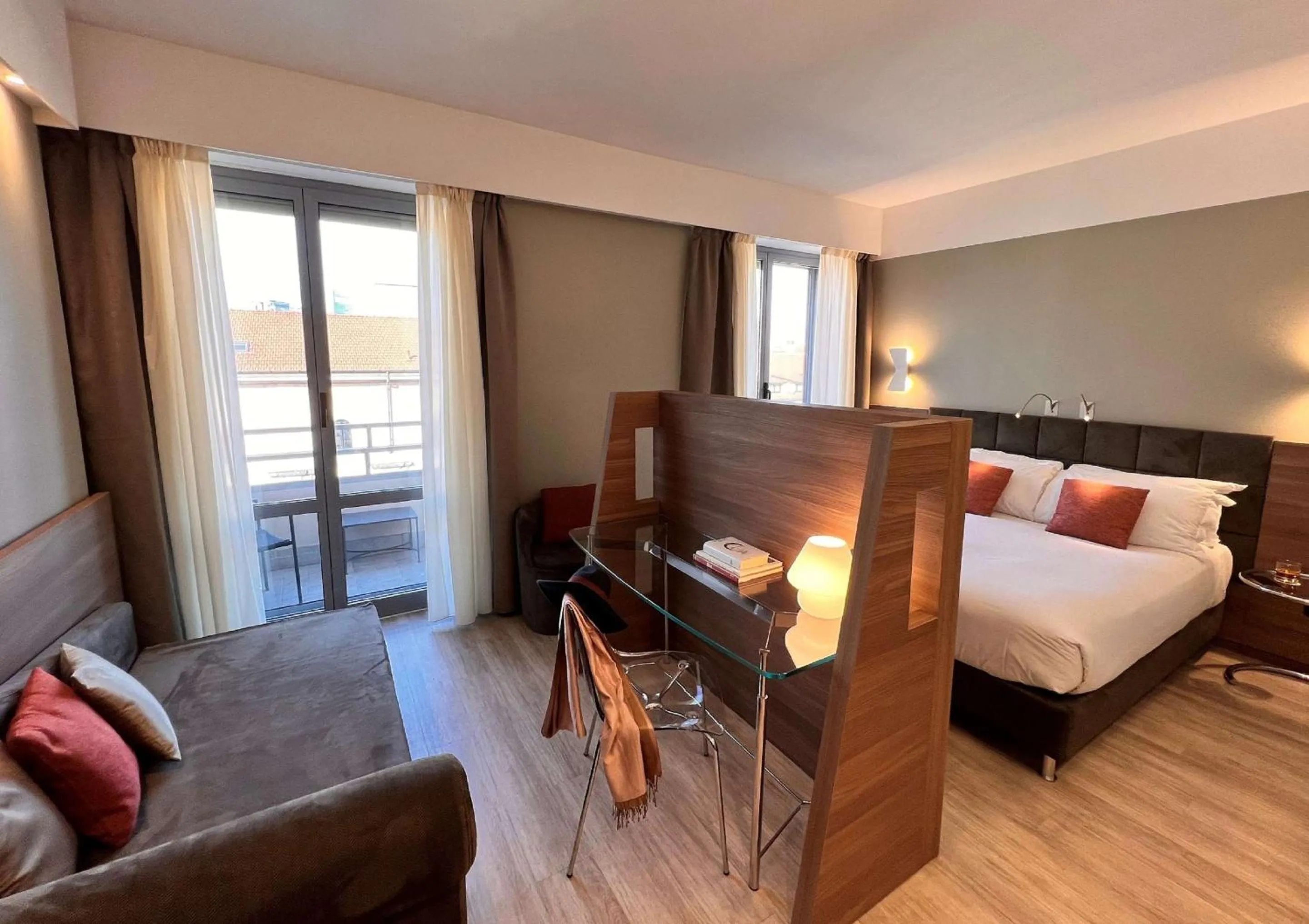 Photo of the whole room, Bed in Best Western Hotel City