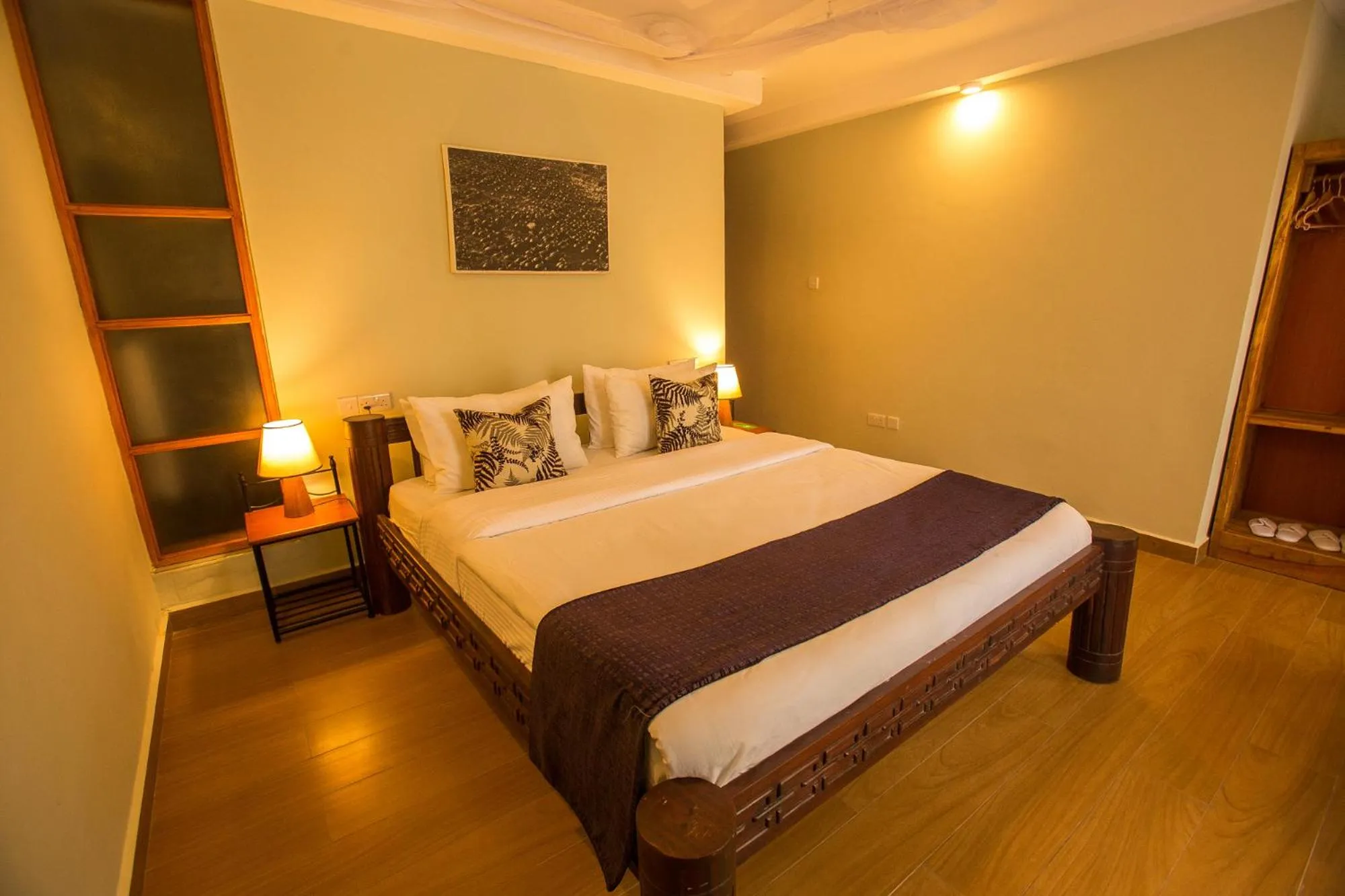 Amani Safari Lodge and Restaurant