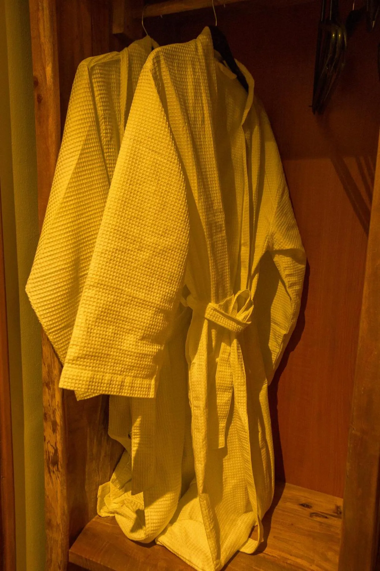 Amani Safari Lodge and Restaurant