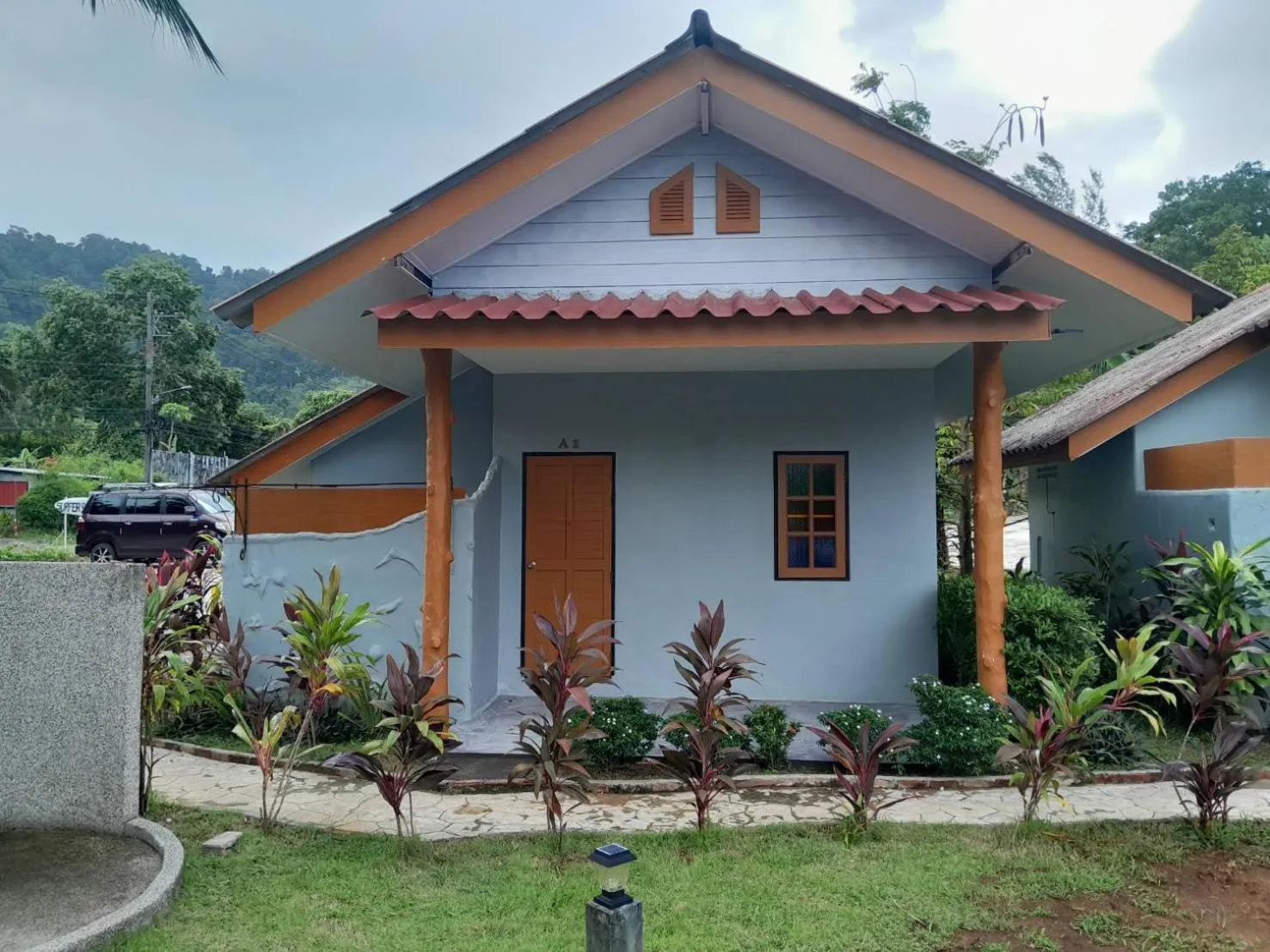 Property building in Khaolak Banana Bungalow