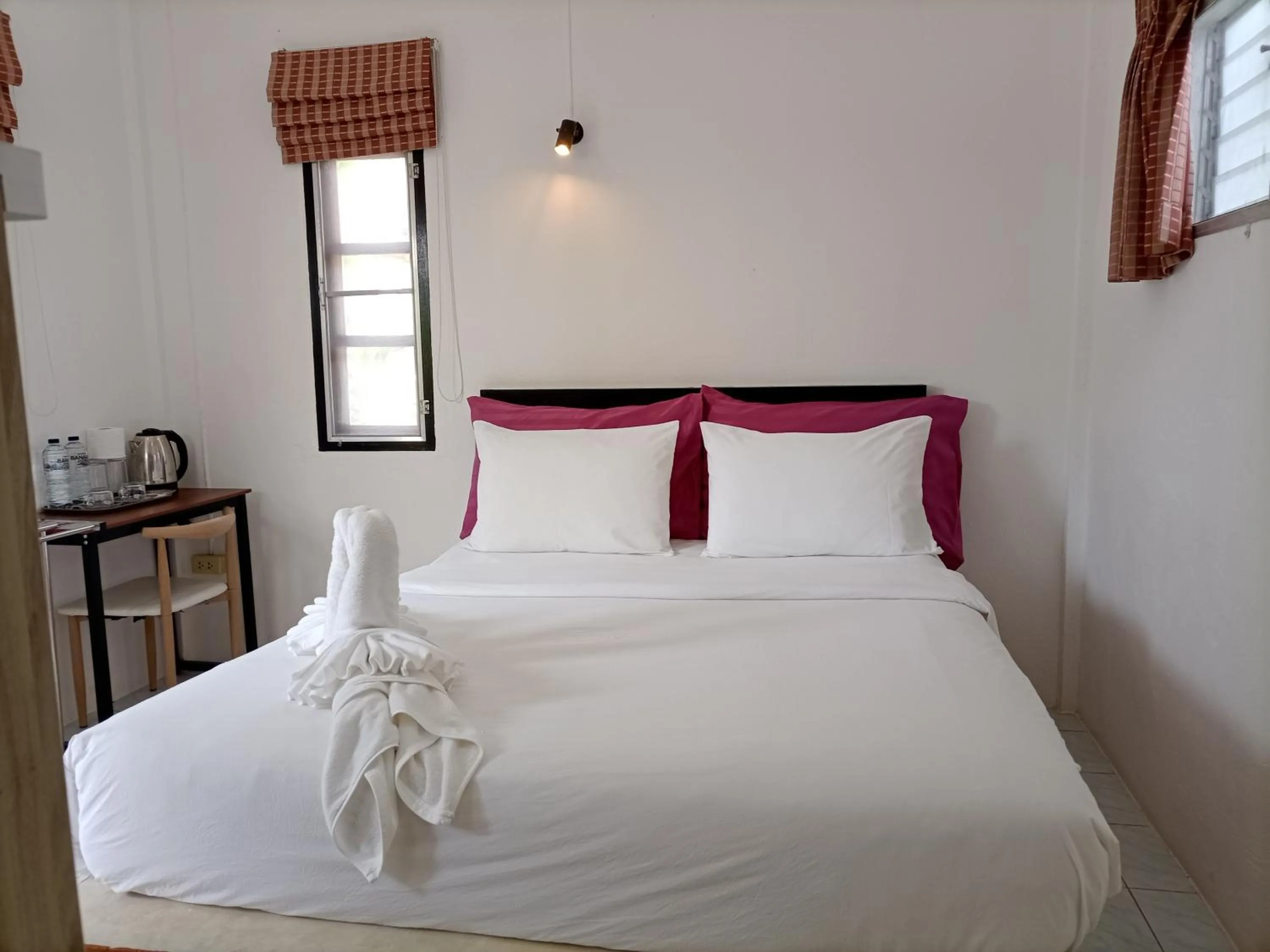 Bed in Khaolak Banana Bungalow