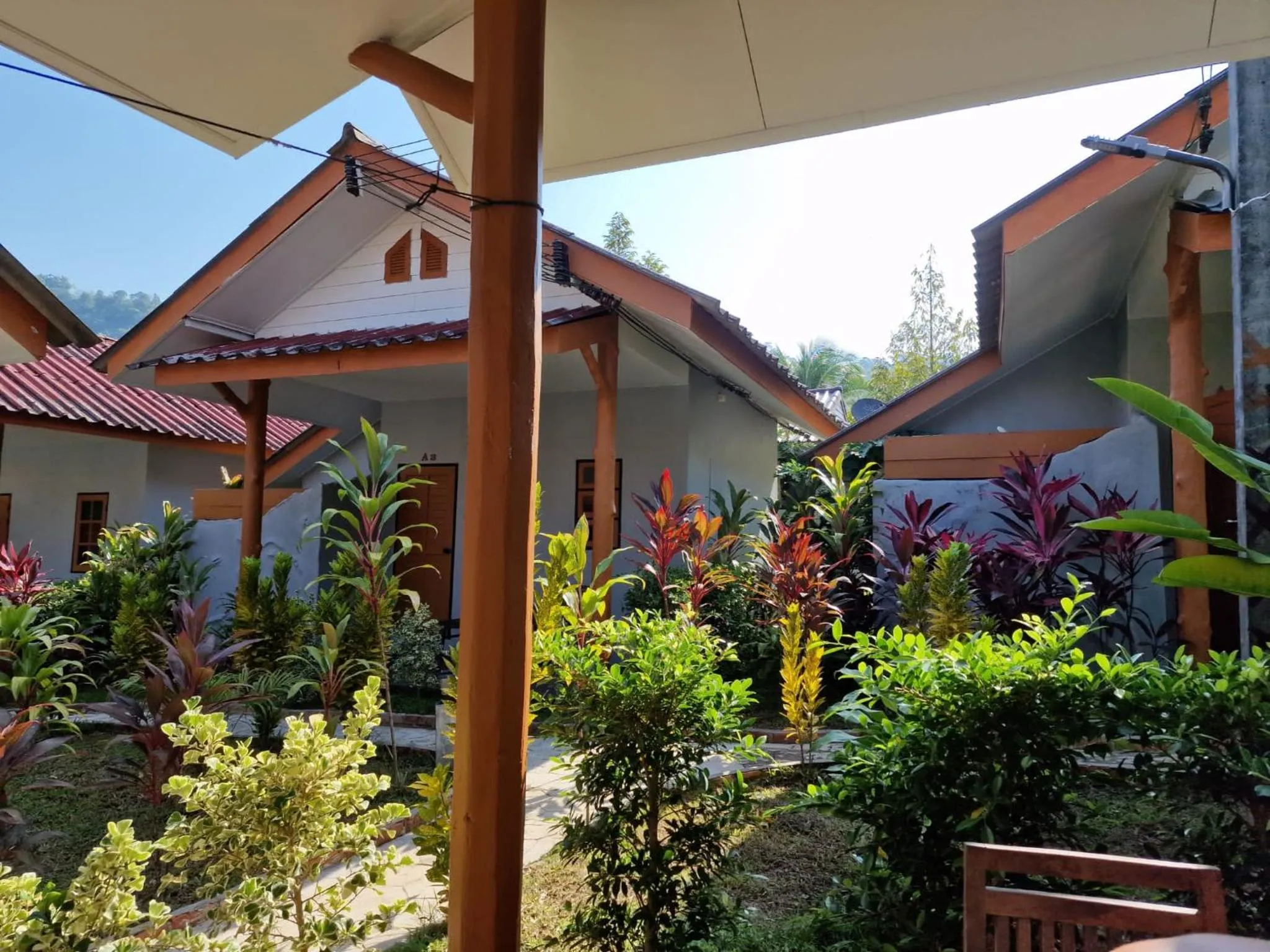 Garden in Khaolak Banana Bungalow