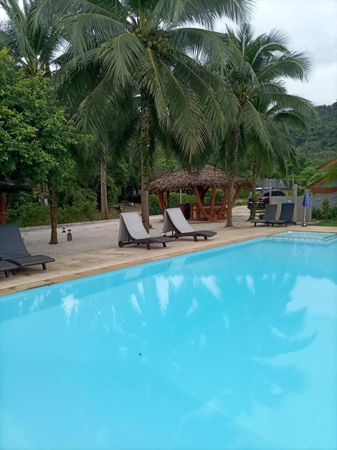 Khaolak Banana Bungalow