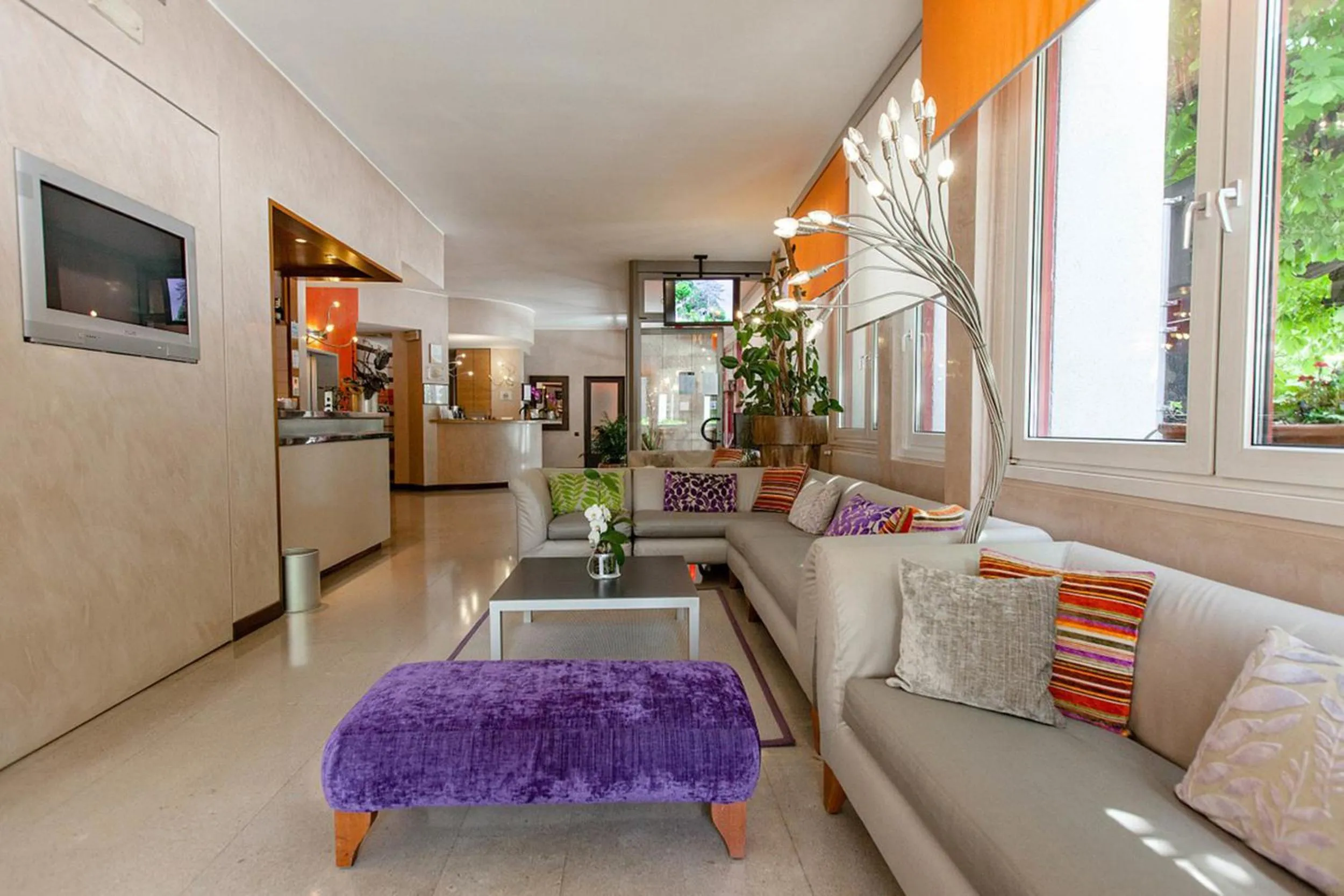 Lobby or reception in Park Hotel Meublé