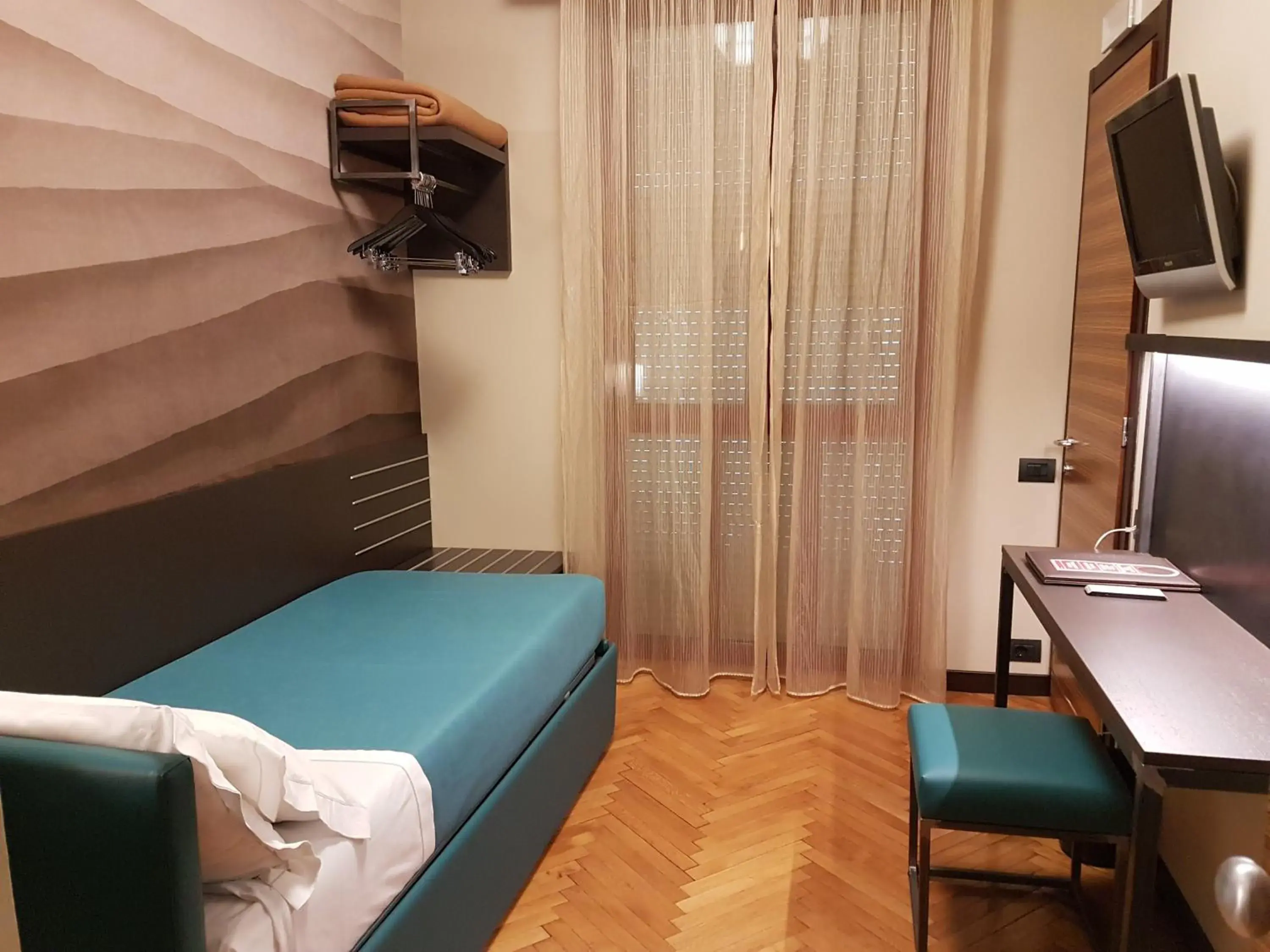 Single Room in Park Hotel Meublé Single Room in Park Hotel Meublé