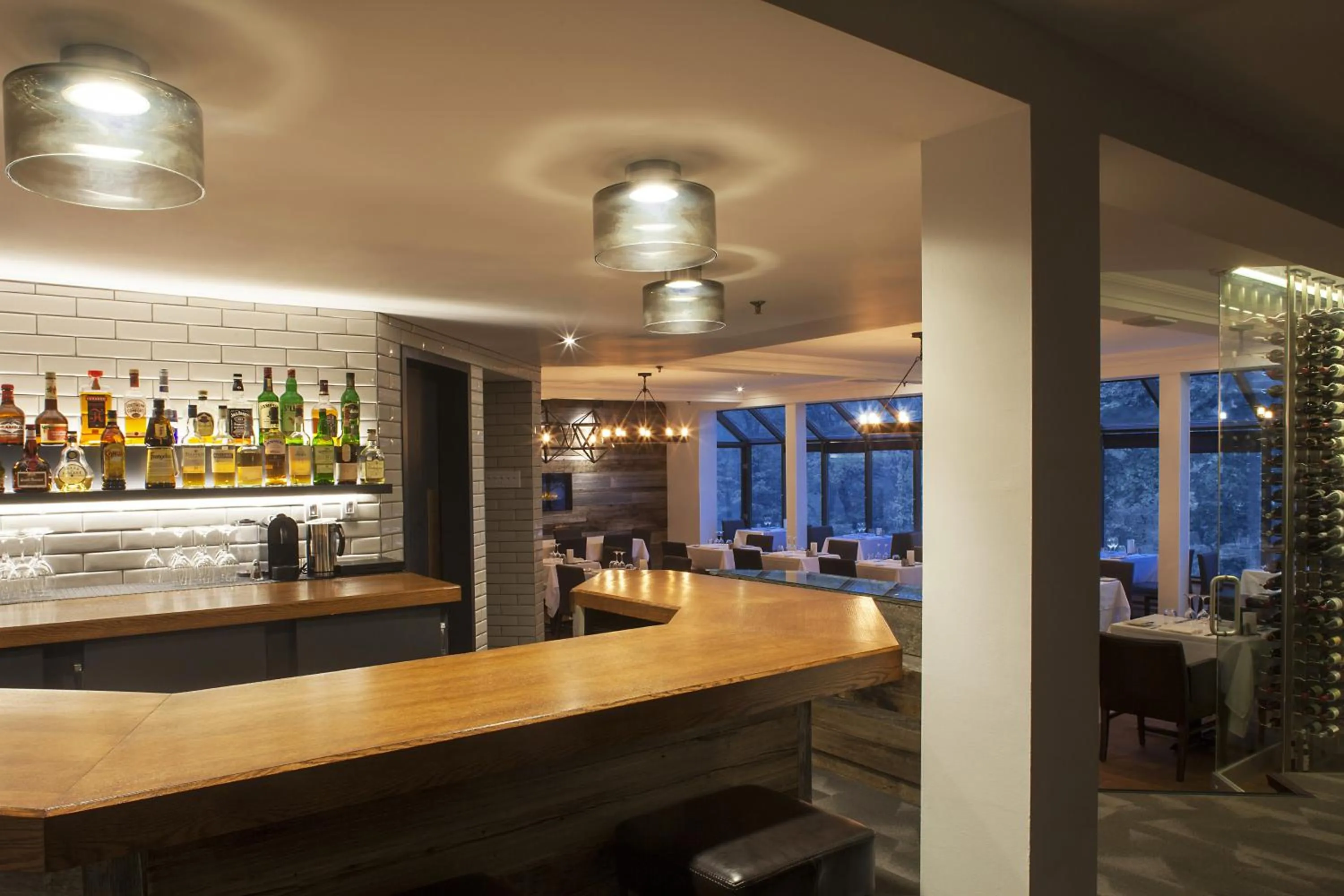 Lounge or bar in L'Auberge Du Lac St-Pierre