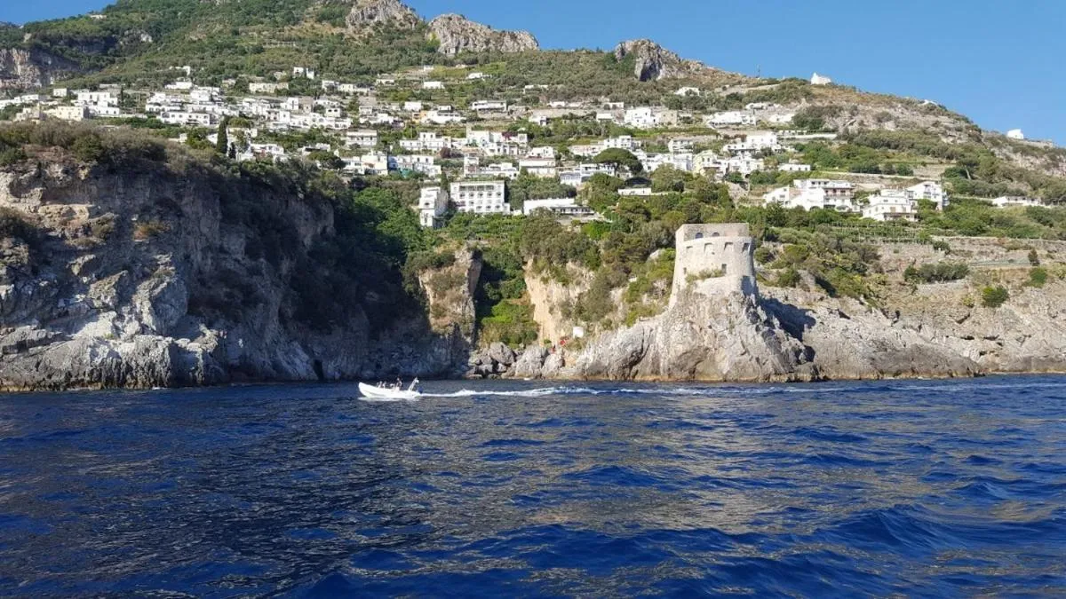 Property building in Hotel Villa Bellavista