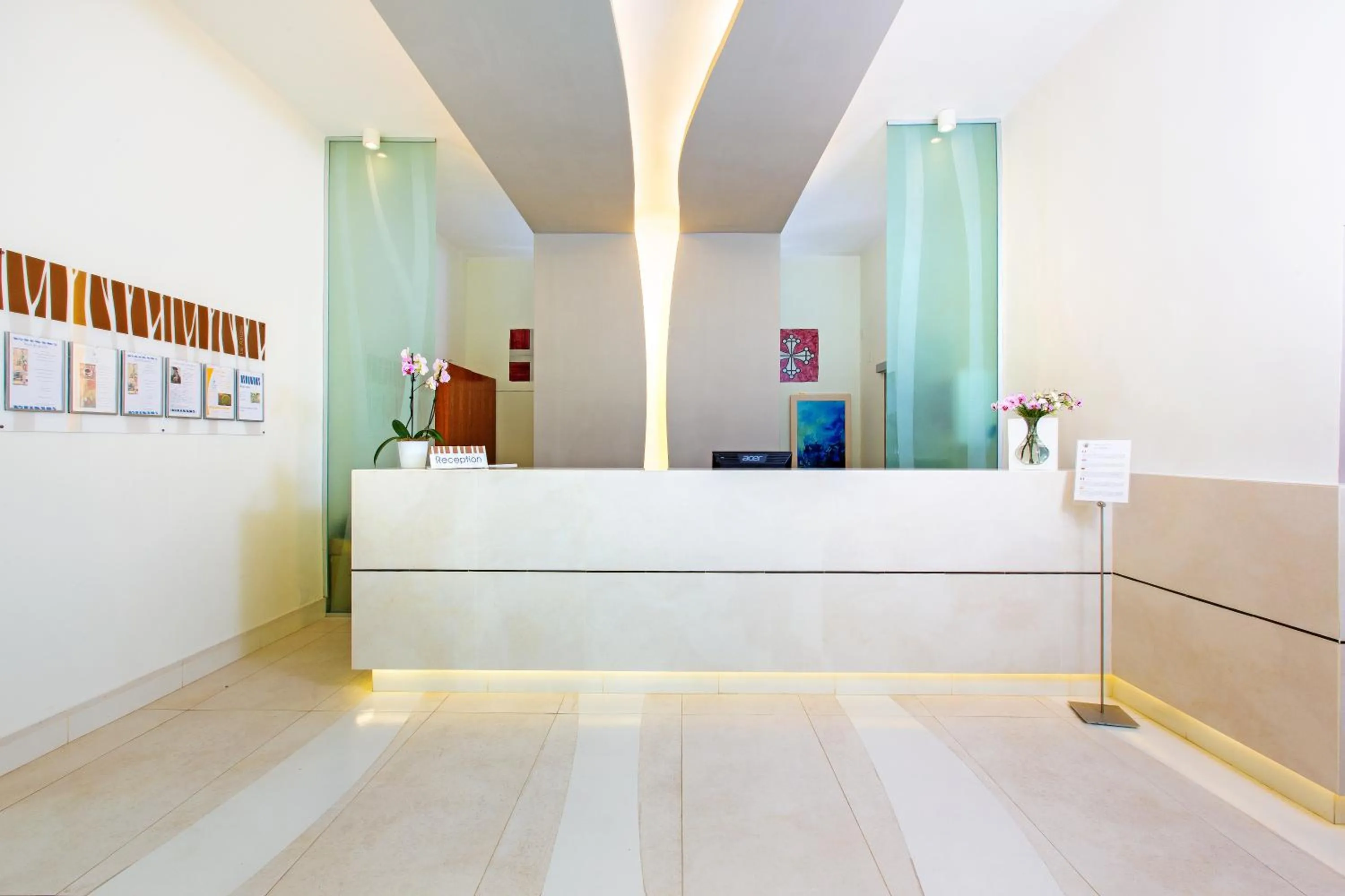 Lobby or reception in Hotel Le Axidie