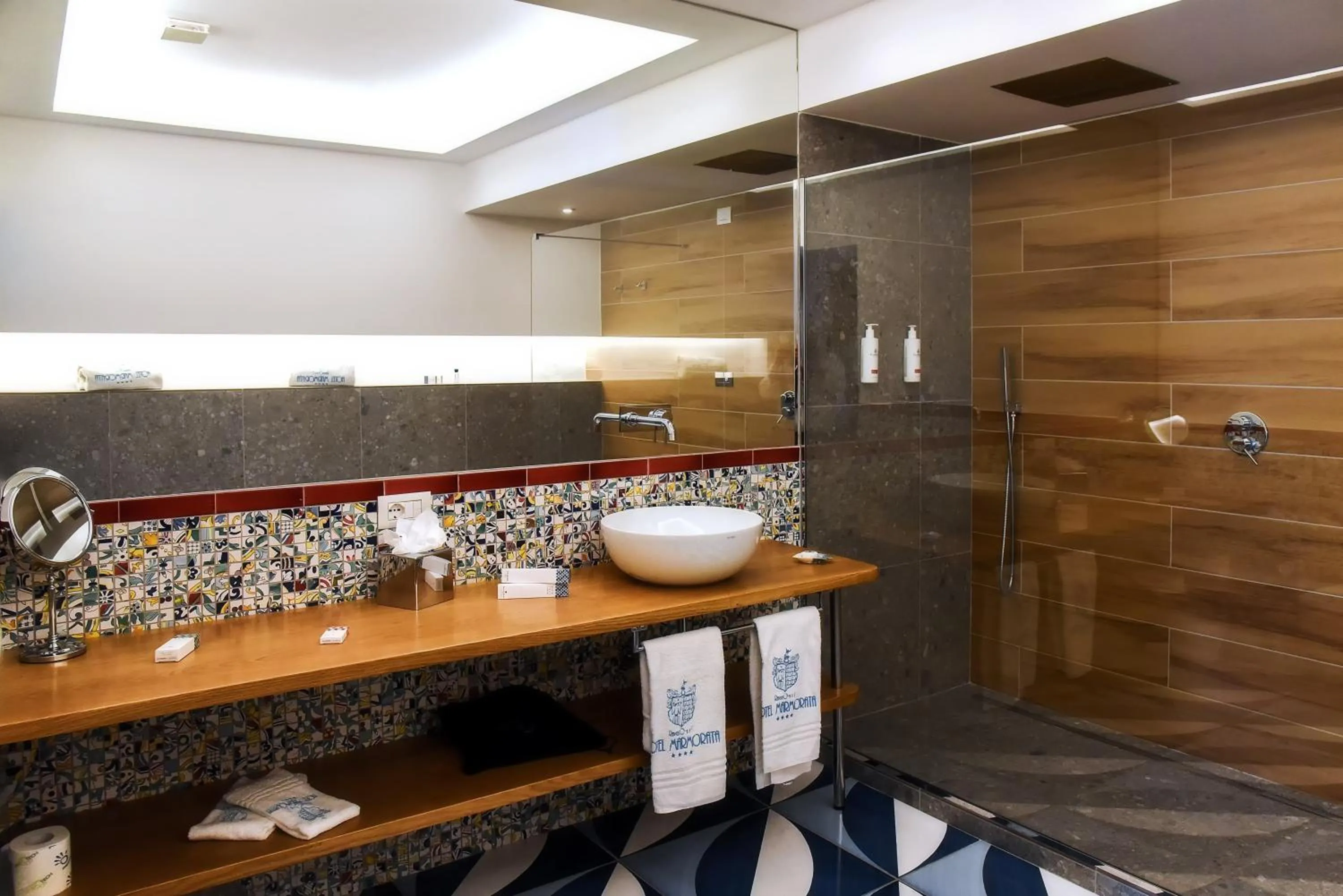 Bathroom in Ravello Art Hotel Marmorata