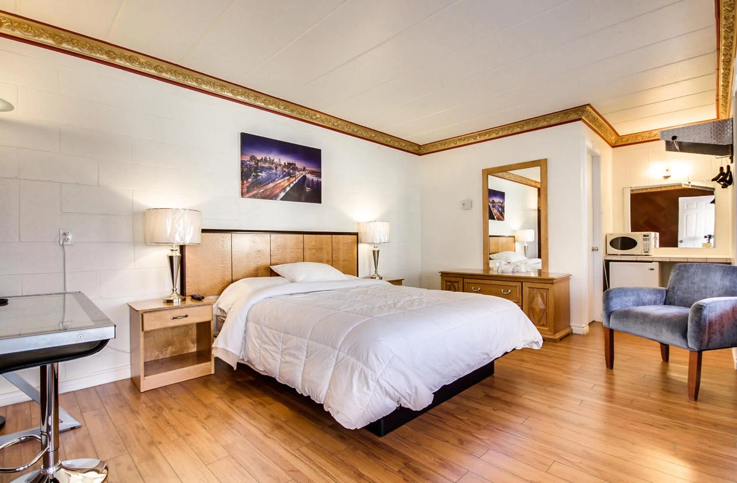 Bed in Motel Bellefeuille