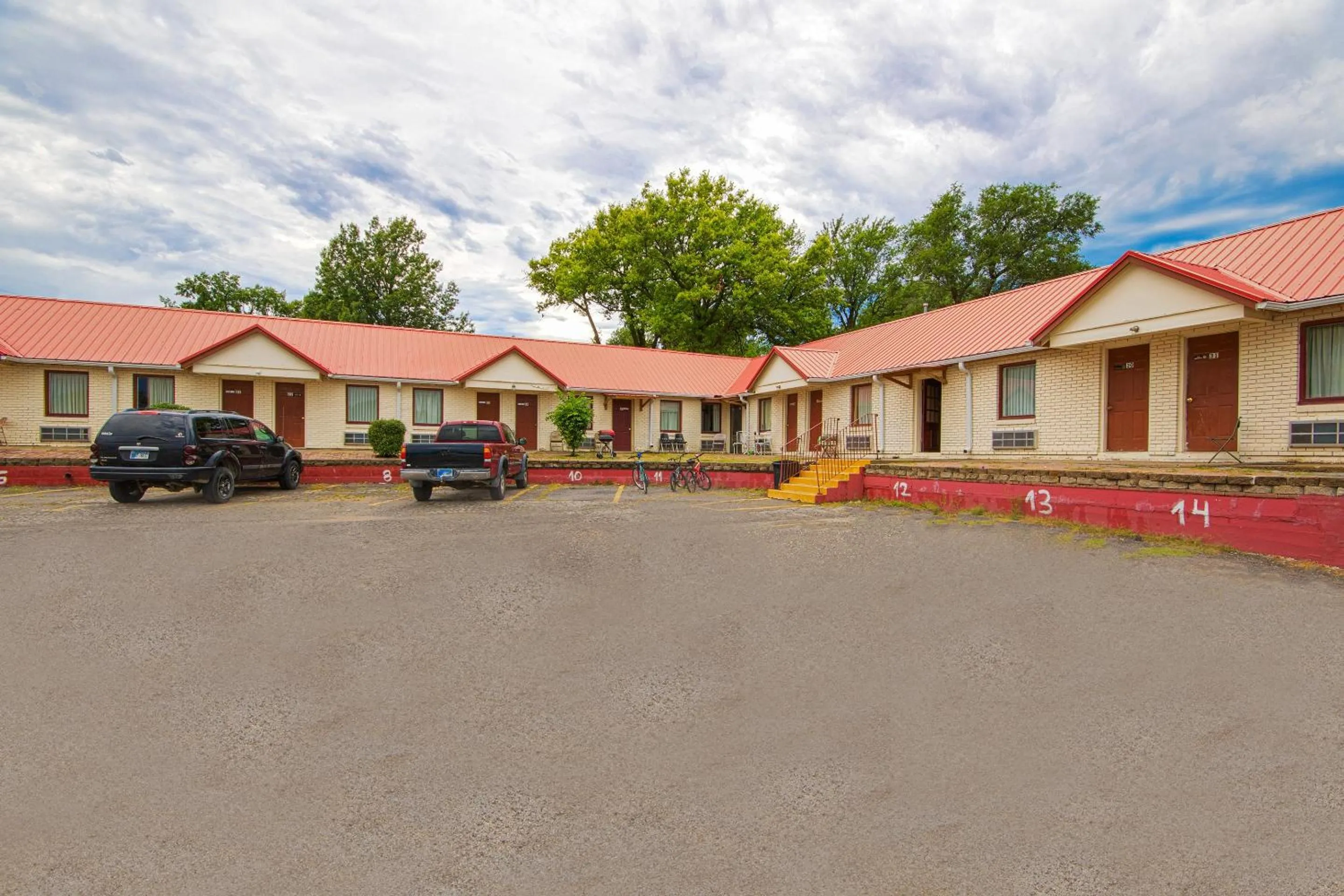 On site in Sunflower Motel Hiawatha By OYO