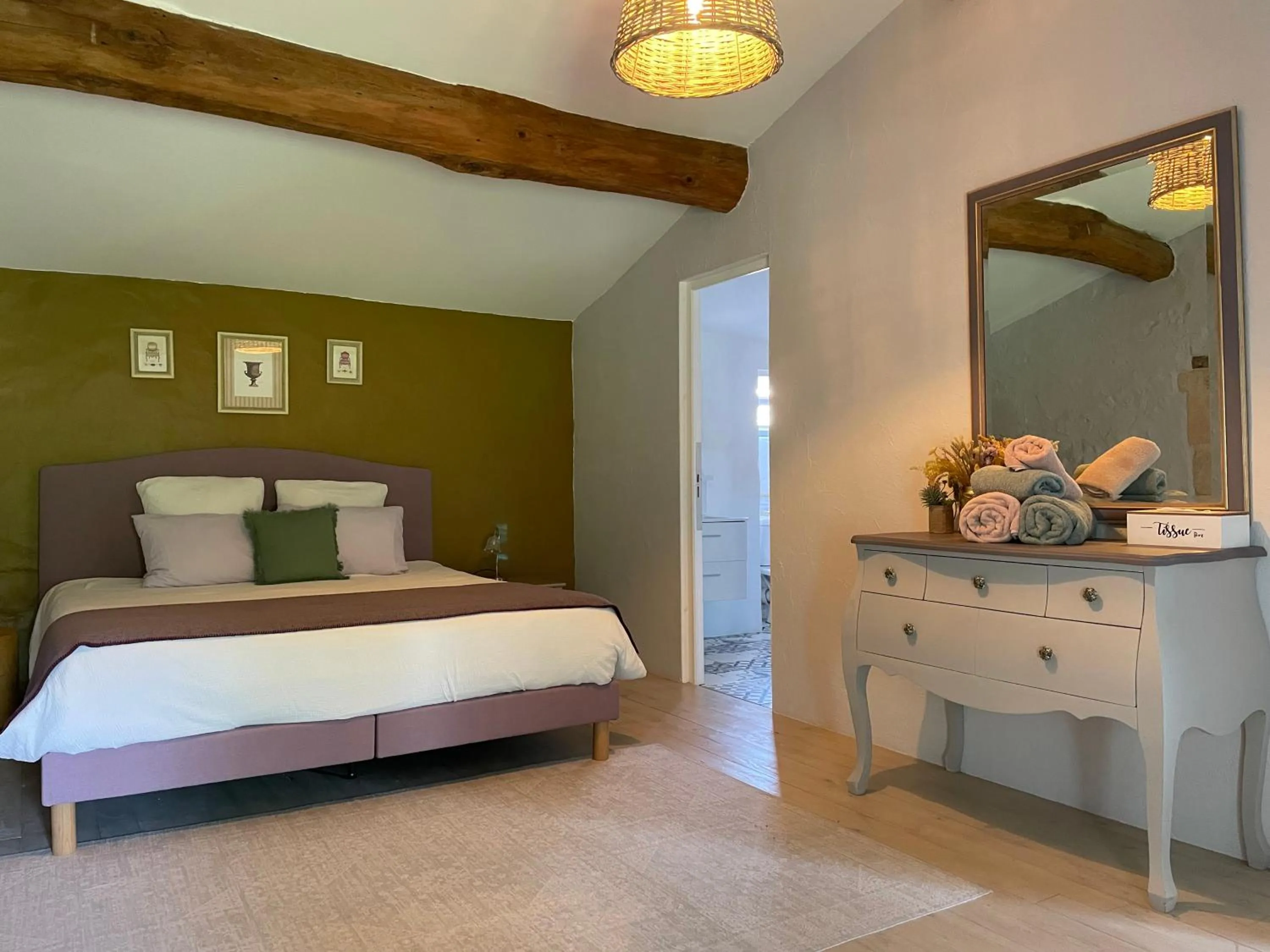 Bed in La Vigne d'Or