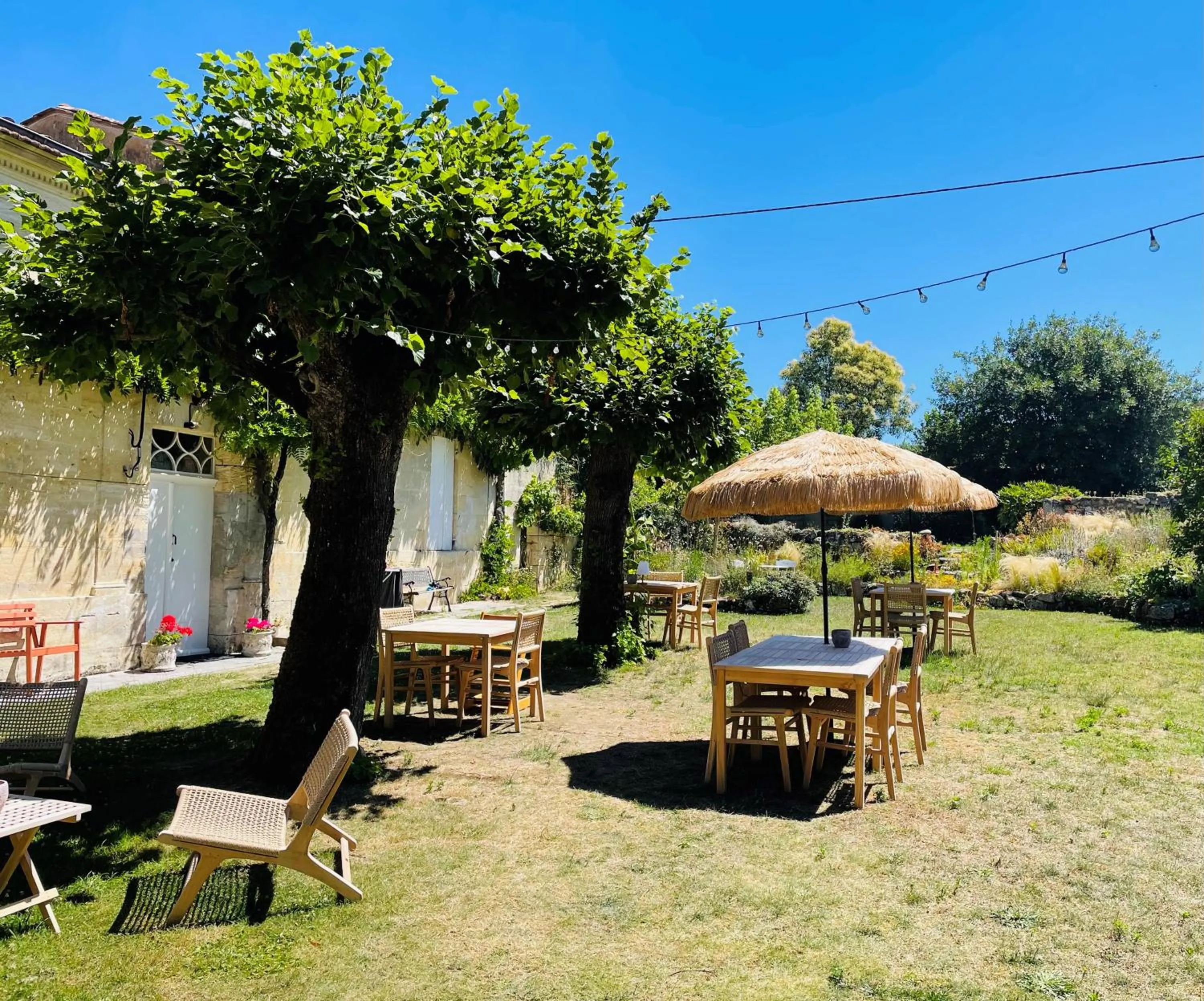 Garden view in La Vigne d'Or