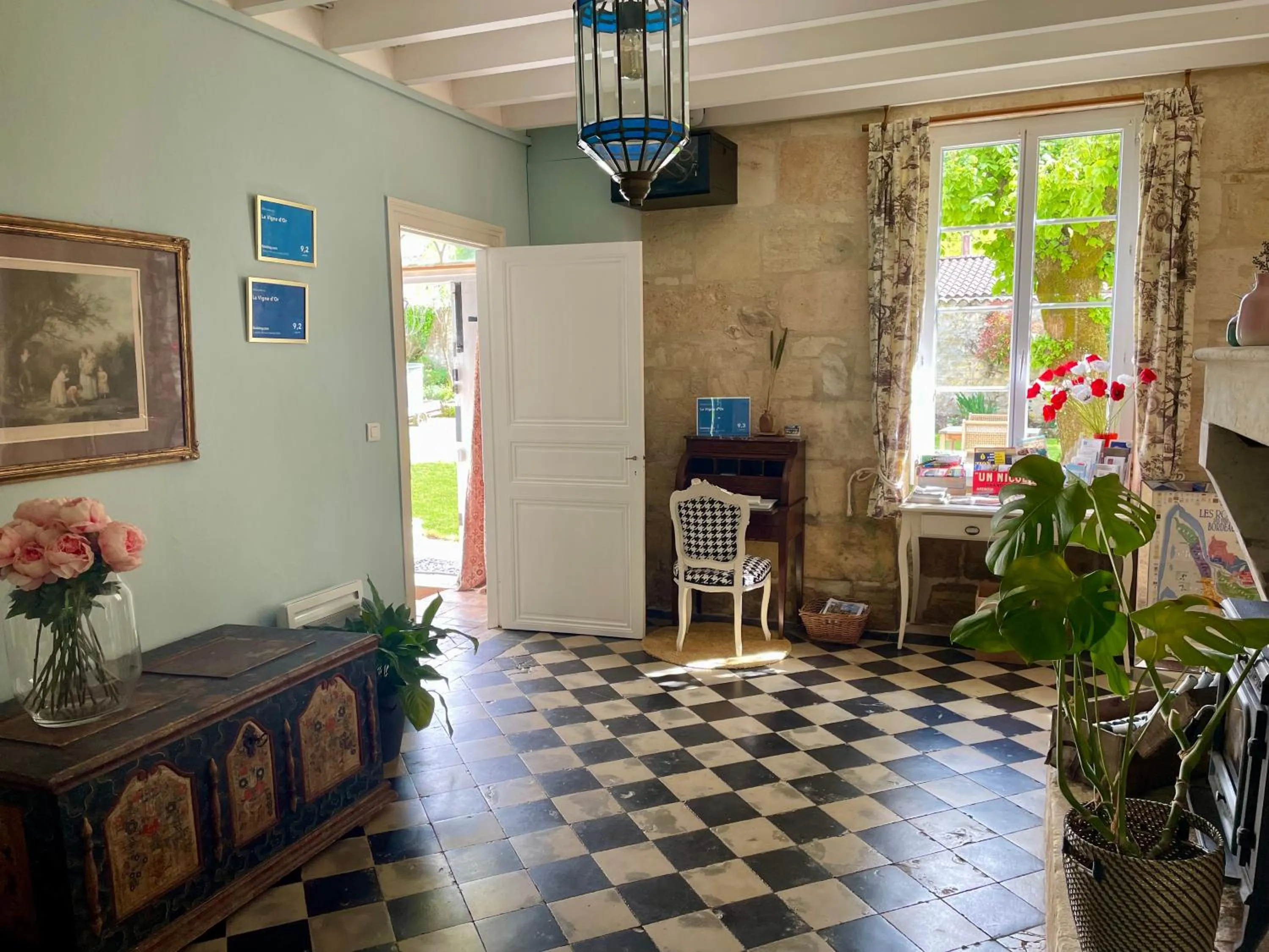Lobby or reception in La Vigne d'Or