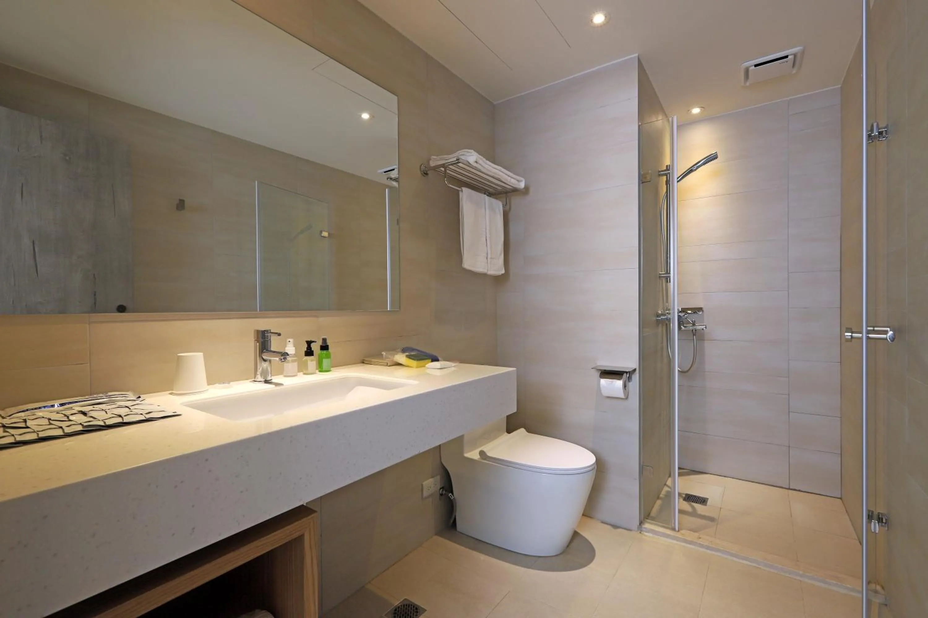 Bathroom in Dahu Park Hotel