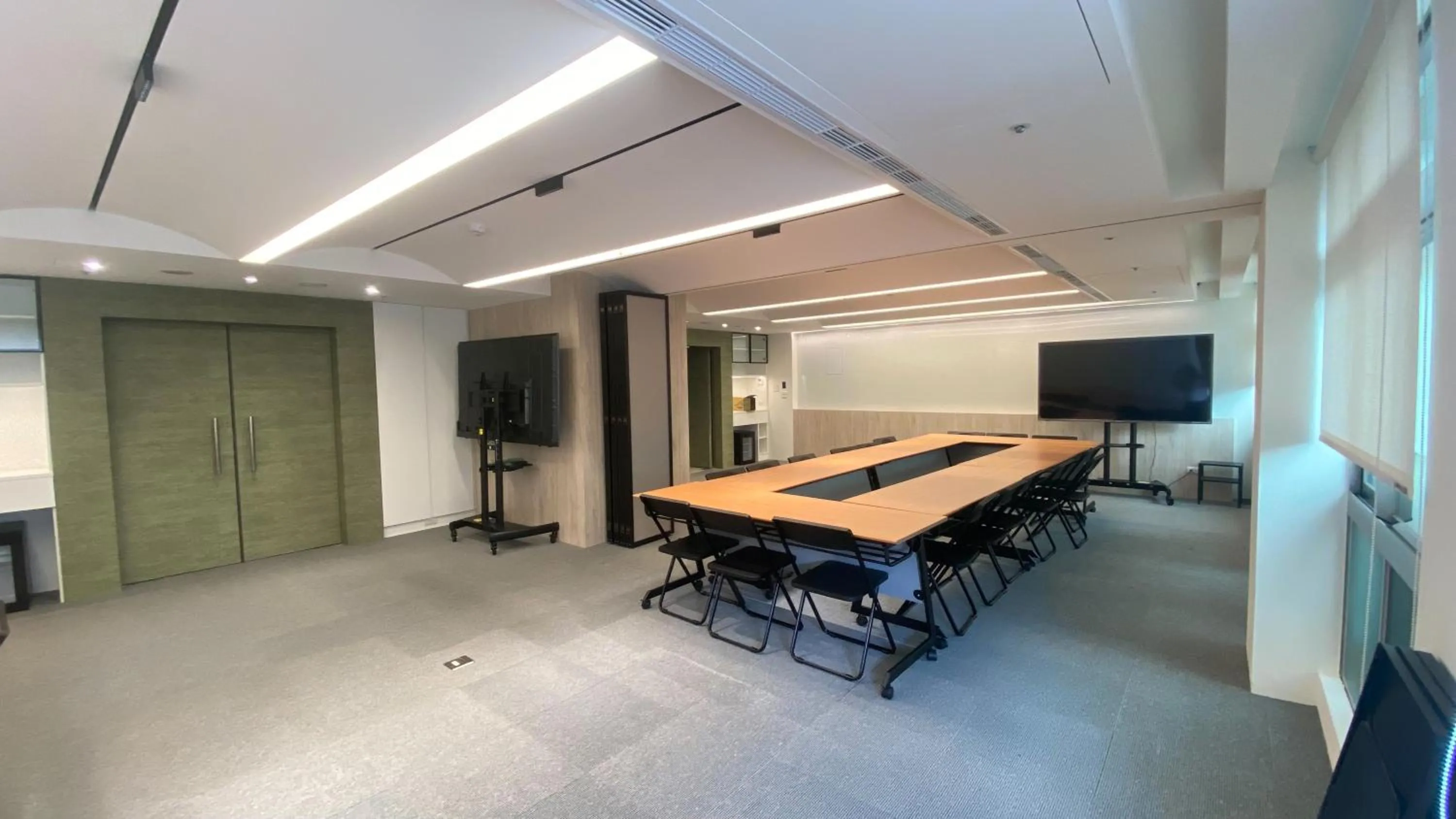 Meeting/conference room in Dahu Park Hotel