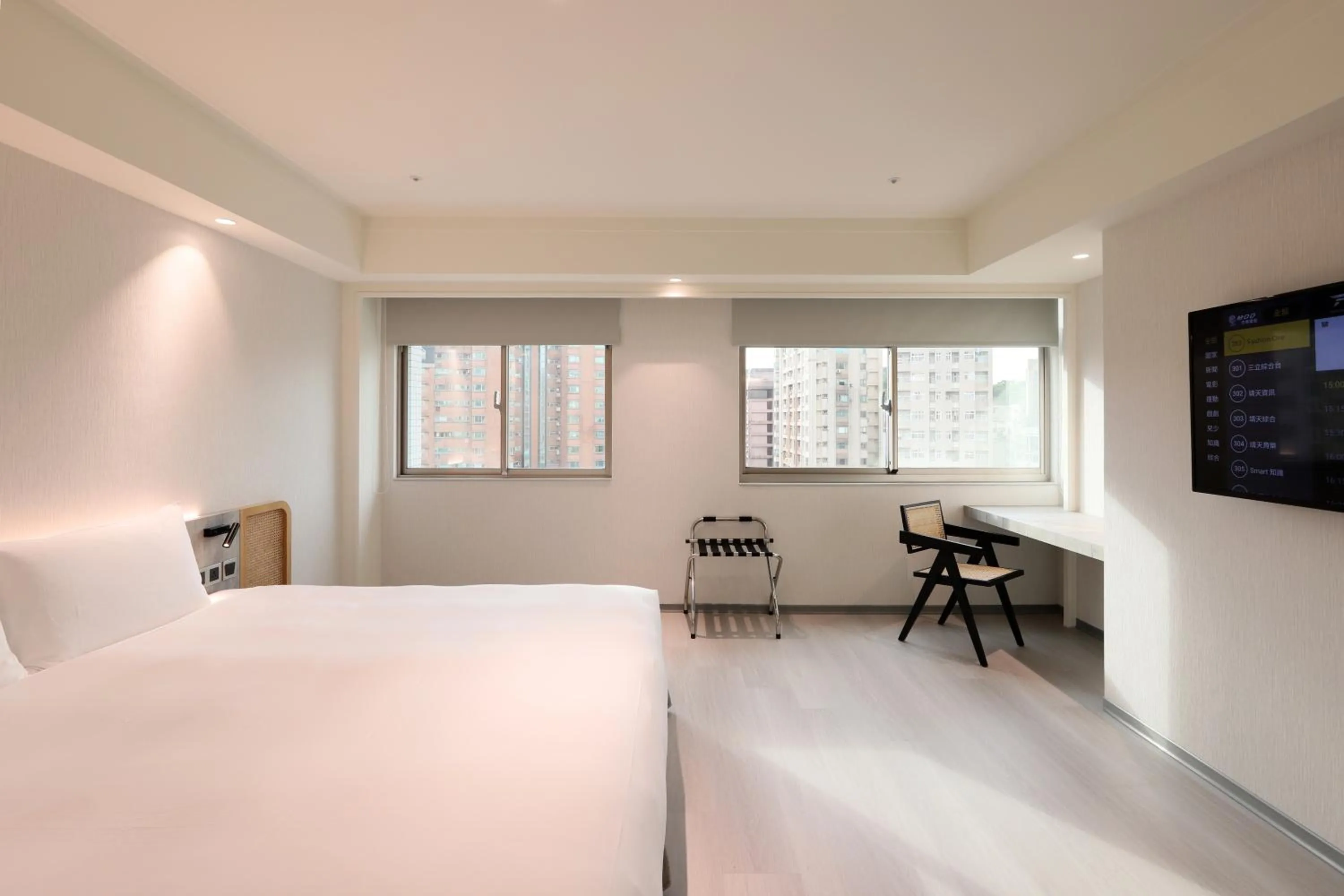 Bedroom, Bed in Dahu Park Hotel