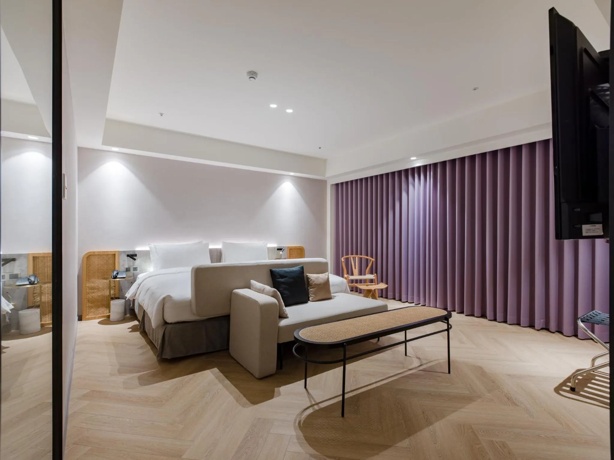 Bed in Dahu Park Hotel