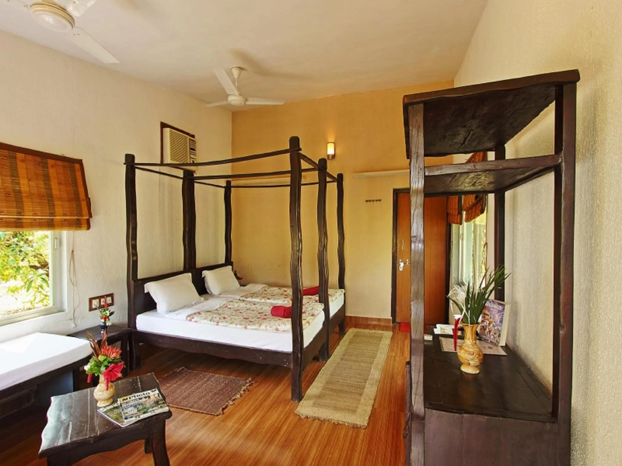 Bedroom, Bed in Gir Birding Lodge