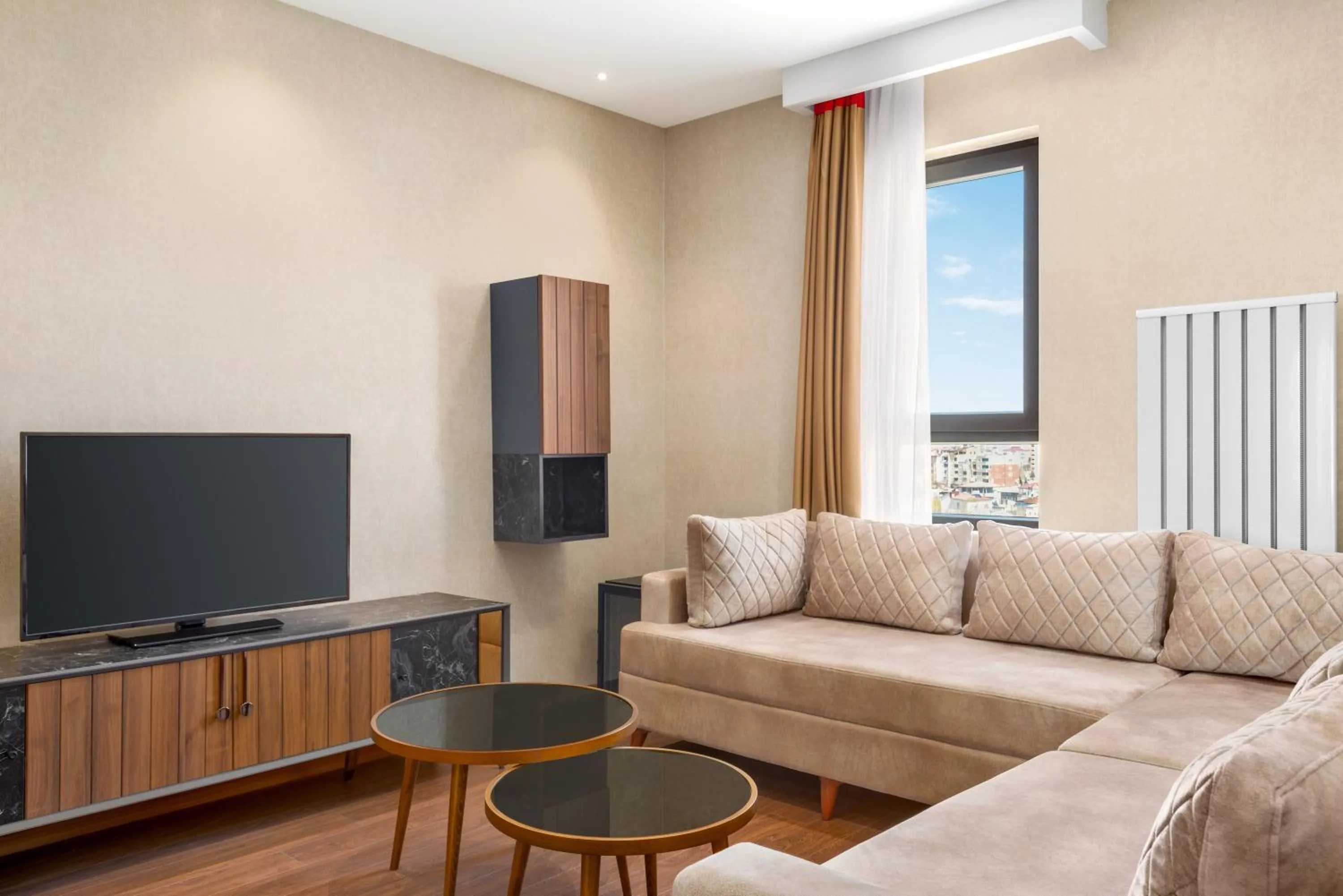 Seating area in Ramada By Wyndham Elbistan