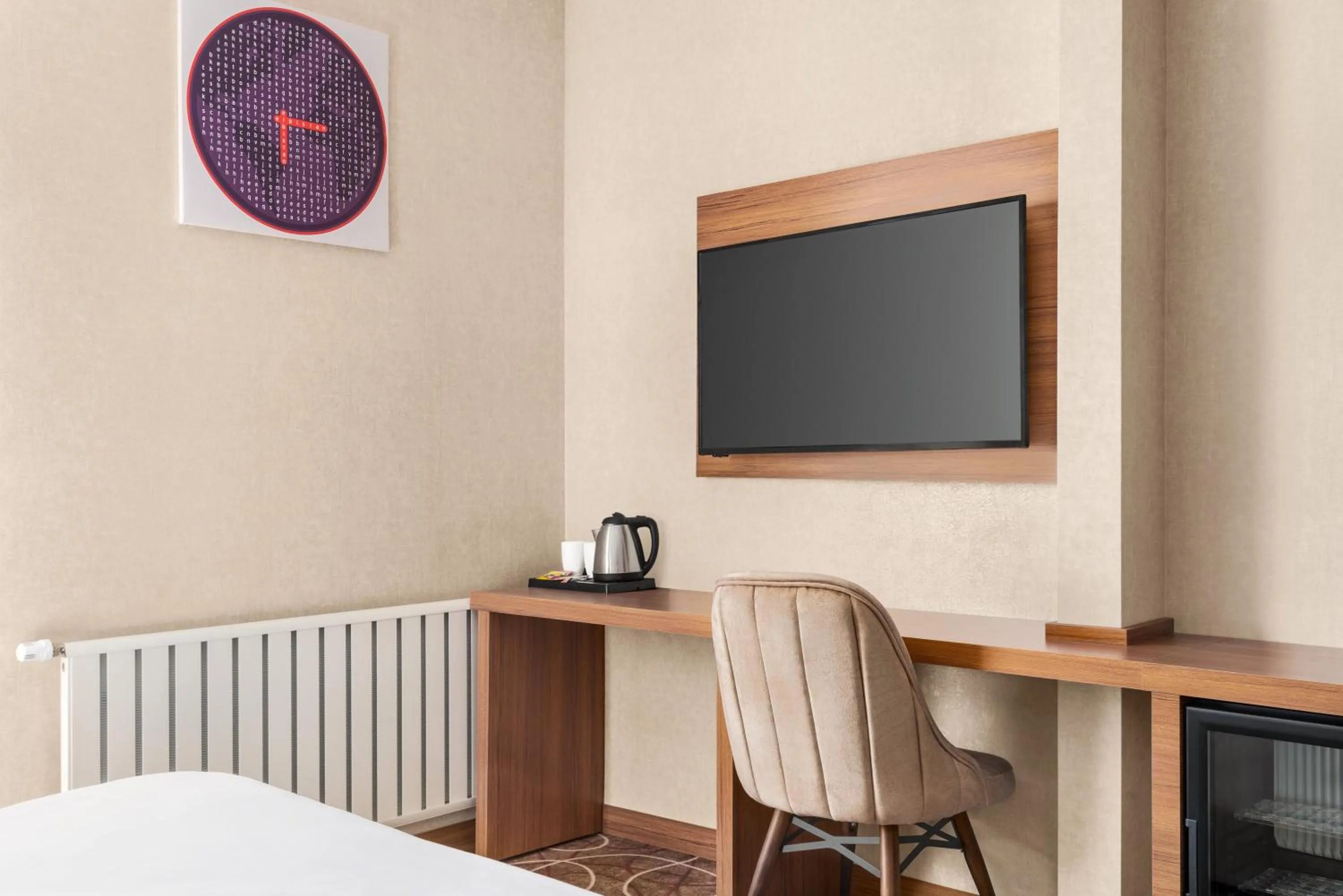 TV and multimedia in Ramada By Wyndham Elbistan