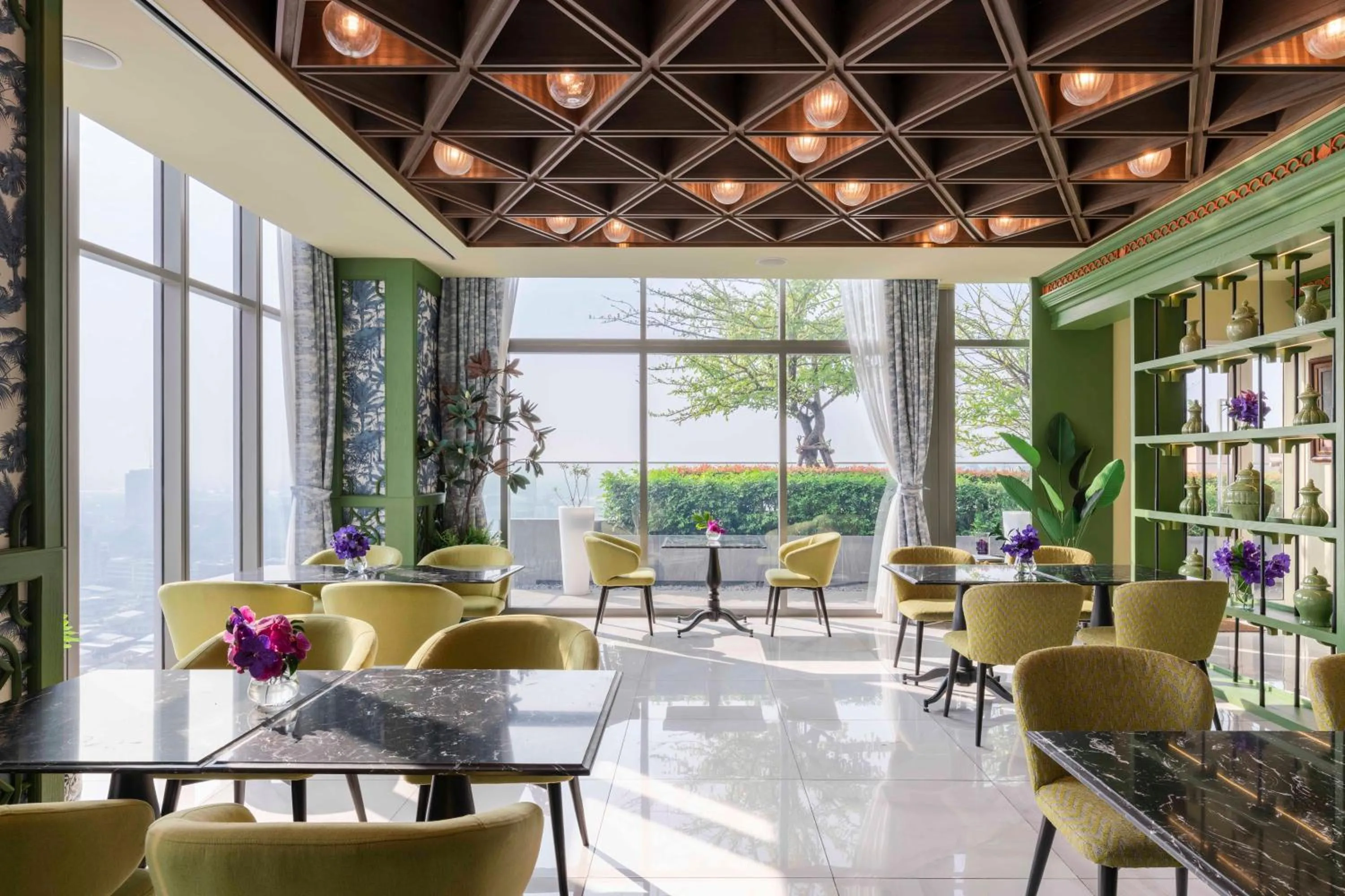 Restaurant/places to eat in Wyndham Bangkok Queen Convention Centre