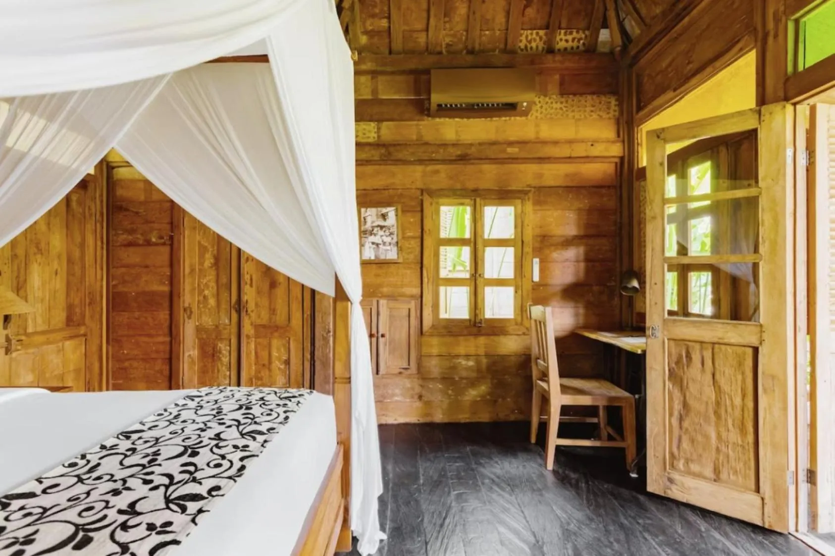 Photo of the whole room, Bed in Bajalo Cottage Canggu - Adults only